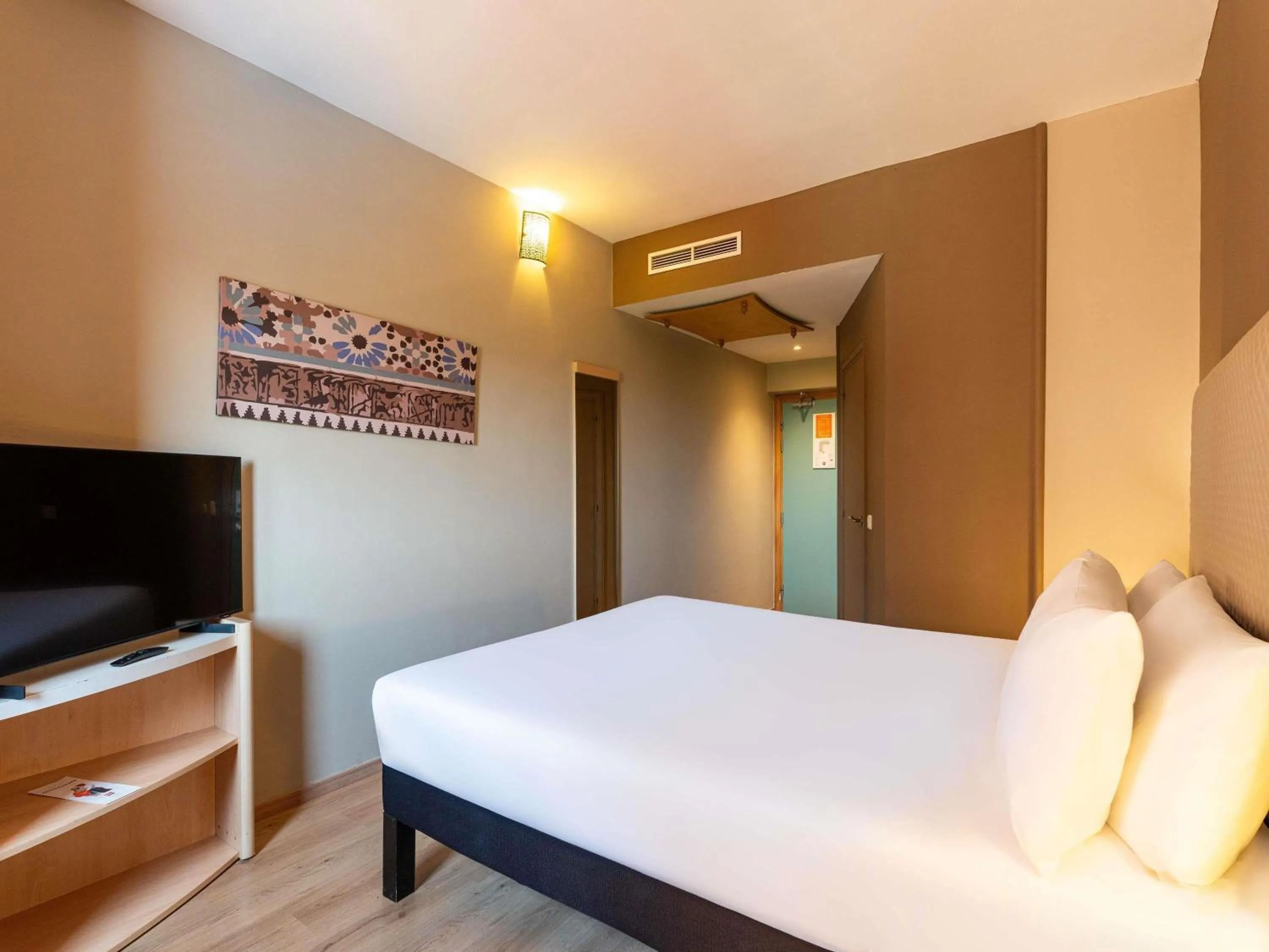 Bedroom, Bed in Ibis Ouarzazate Centre