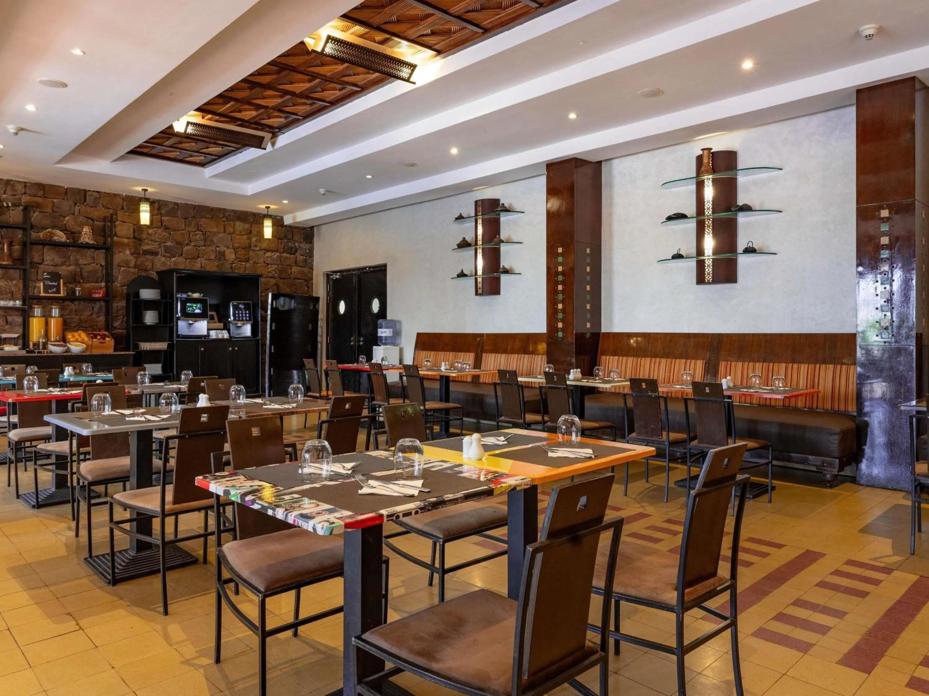 Restaurant/places to eat in Ibis Ouarzazate Centre