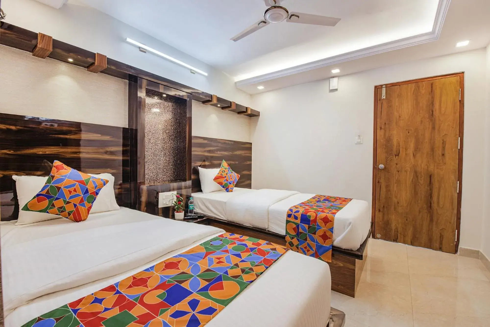 Executive Triple Room - single occupancy in Hotel SG5 Inn Suites Executive Triple Room - single occupancy in Hotel SG5 Inn Suites