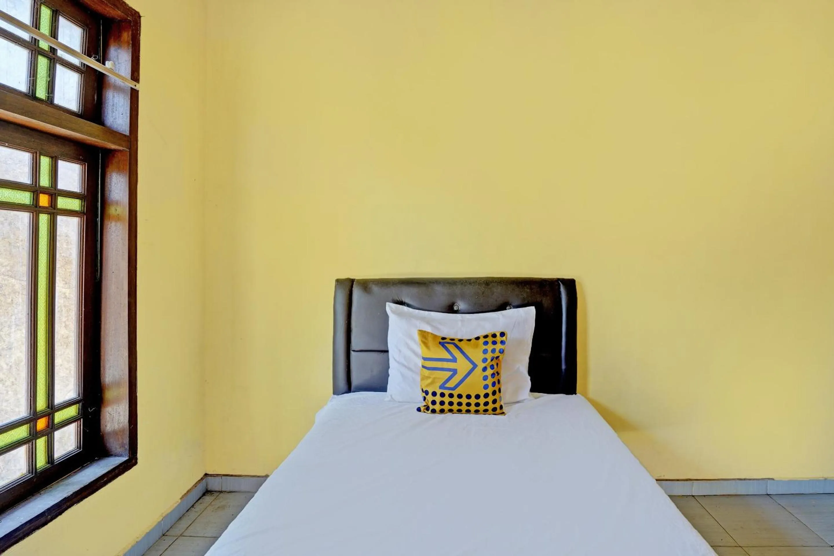Bedroom, Bed in SPOT ON 92475 Rc Homestay Syariah