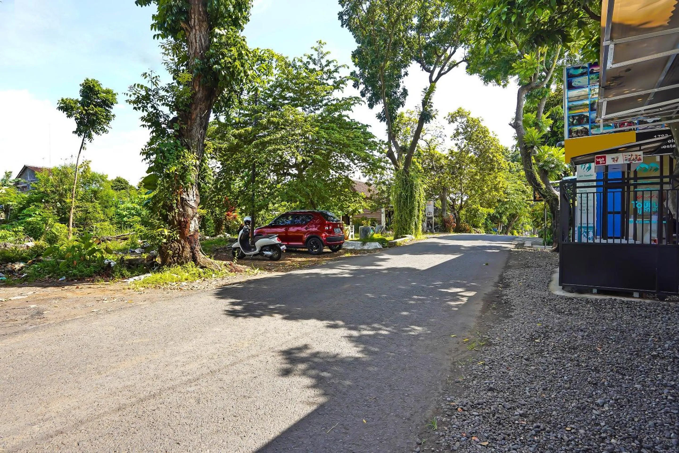 Facade/entrance in Hotel O Sobat Ijen Traveller Homestay