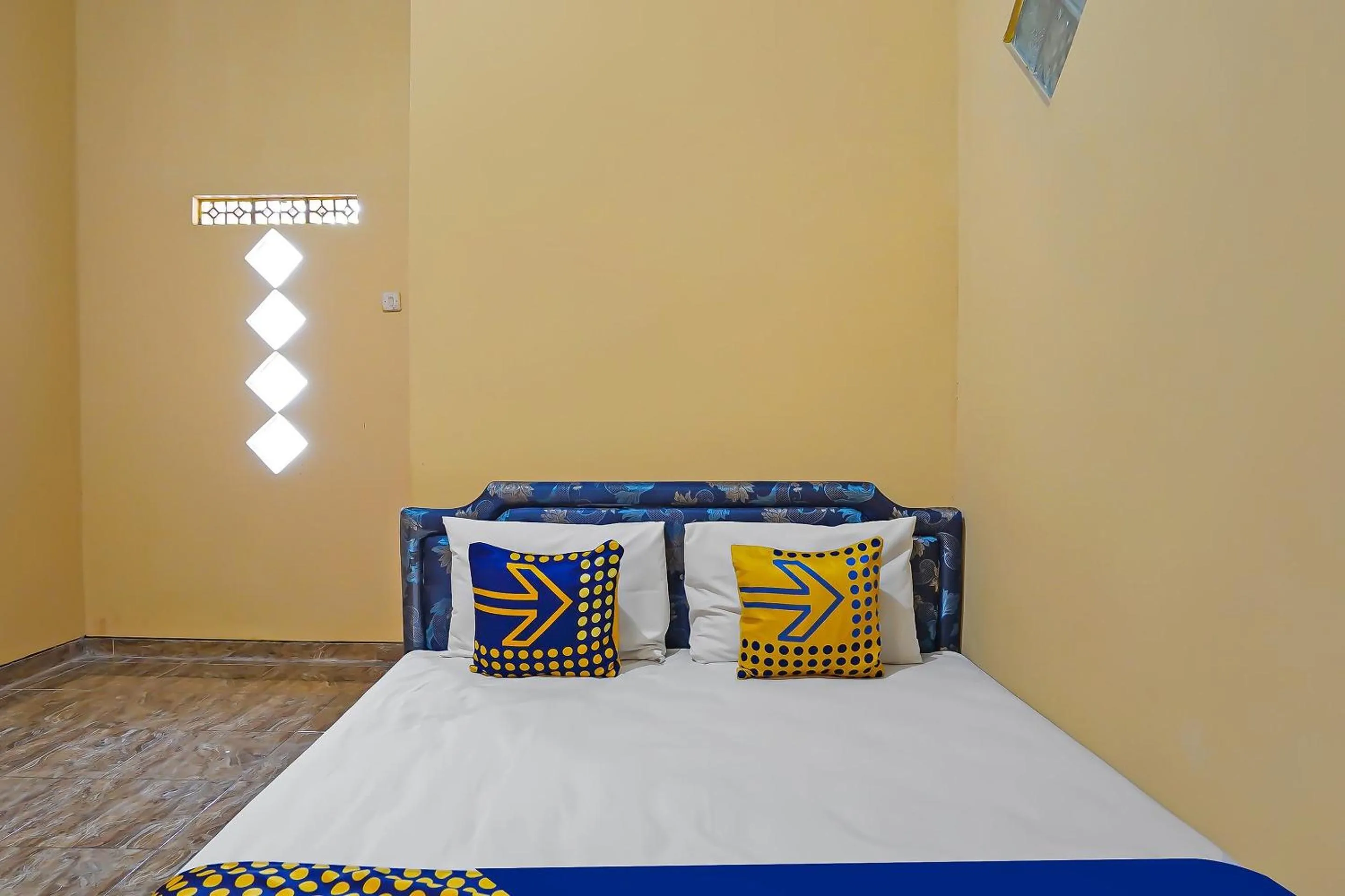 Bedroom, Bed in Hotel O Sobat Ijen Traveller Homestay