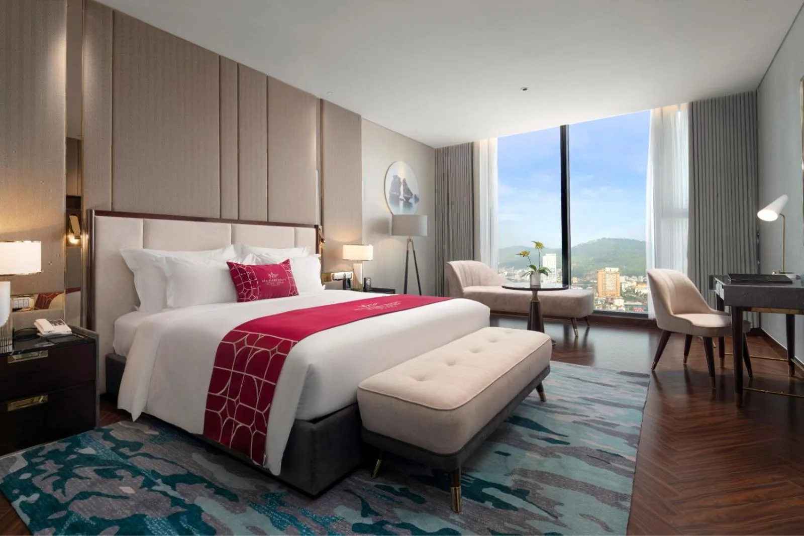 Bed in Sea Stars Hotel Ha Long