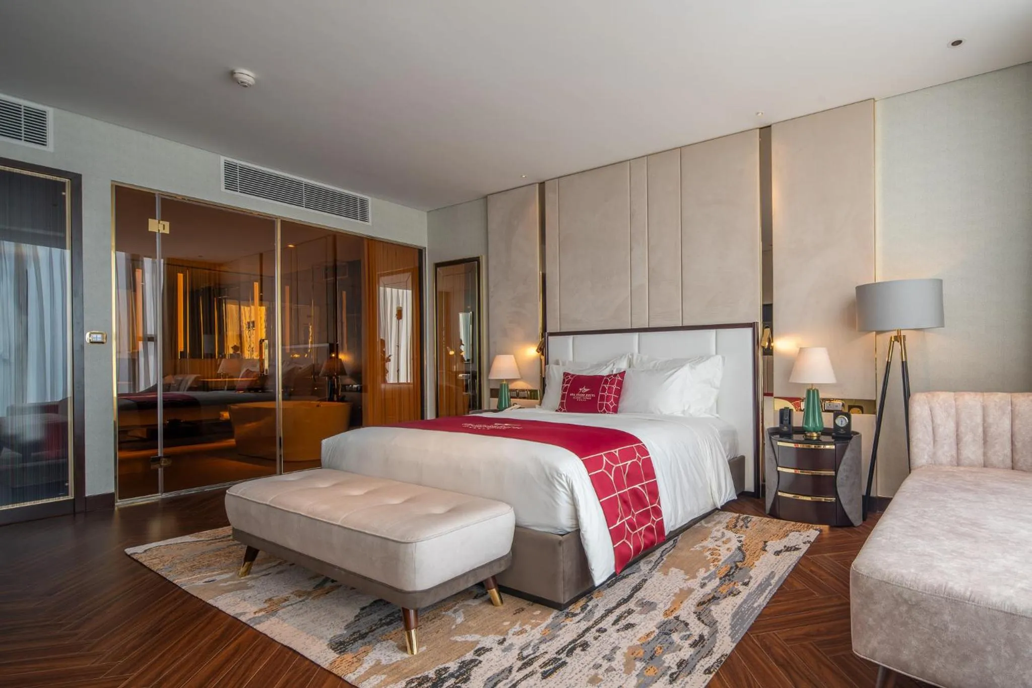 Bedroom, Bed in Sea Stars Hotel Ha Long