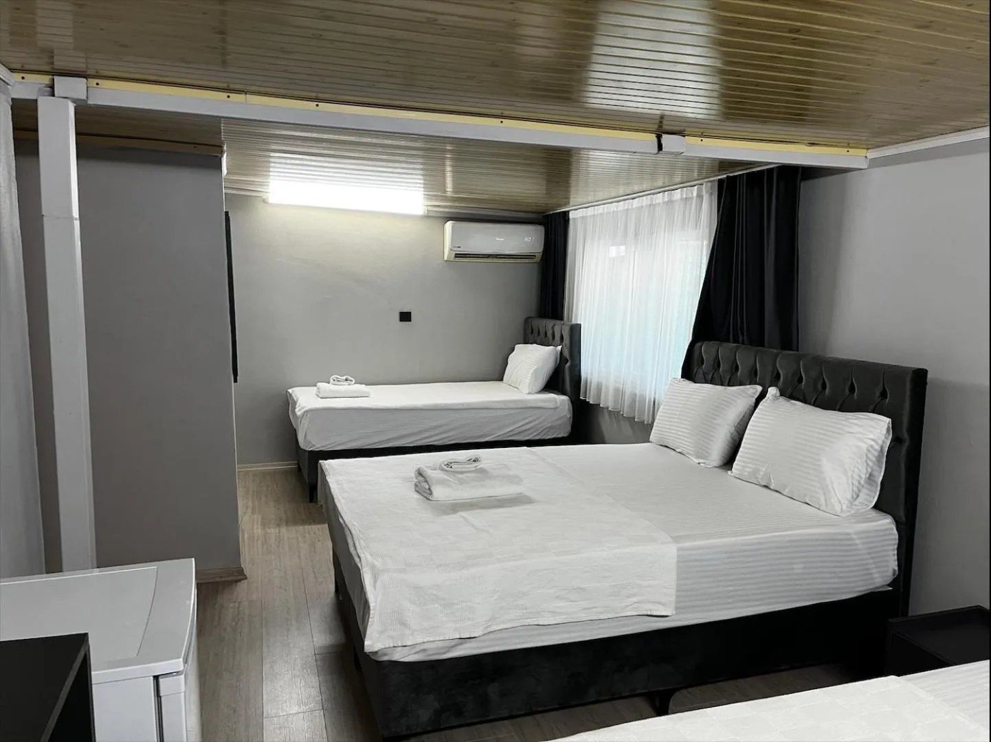 Bed in BURSA GRAND LOYAL CiTY HOTEL