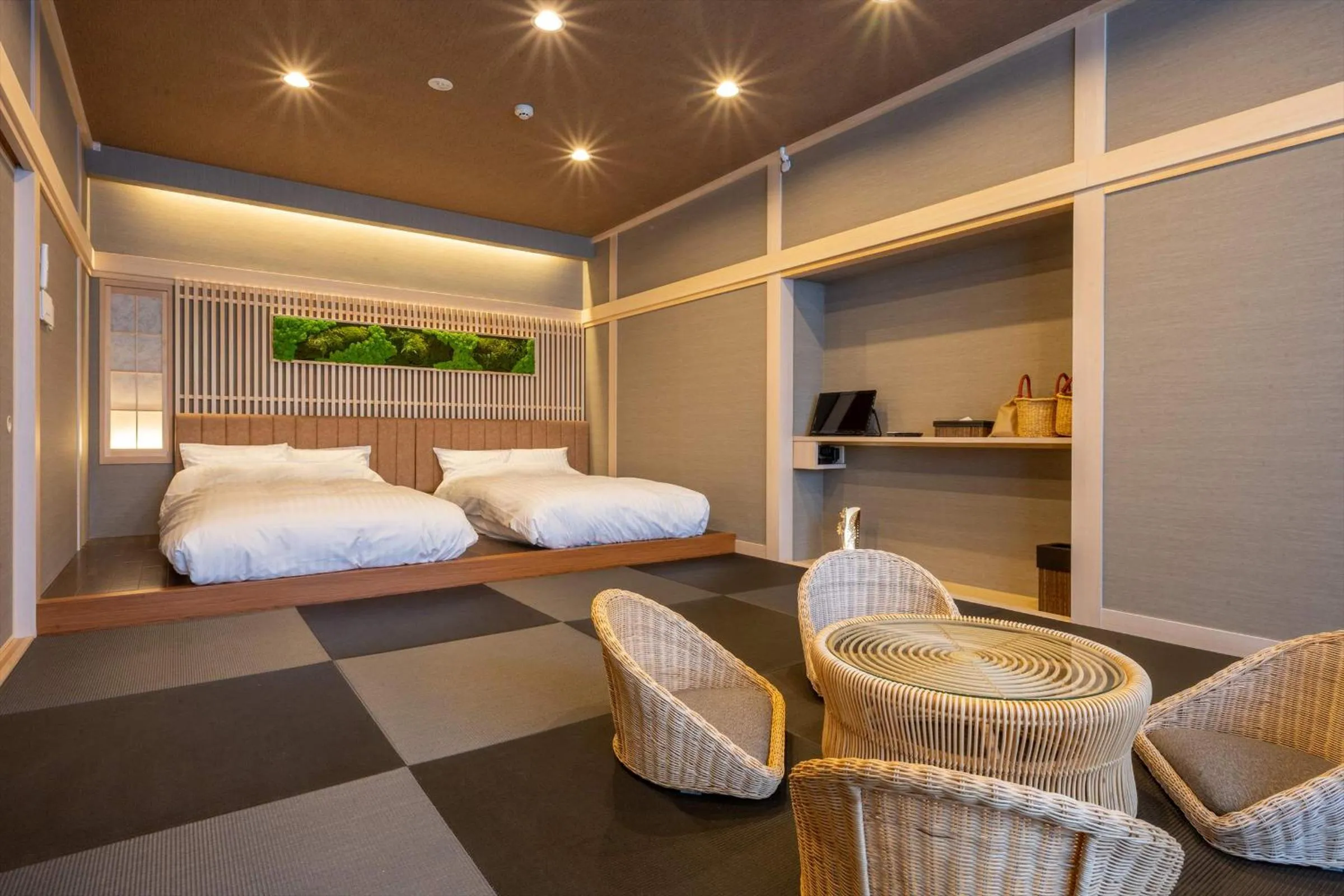 Photo of the whole room, Bed in Yumura Onsen MIDORIYA