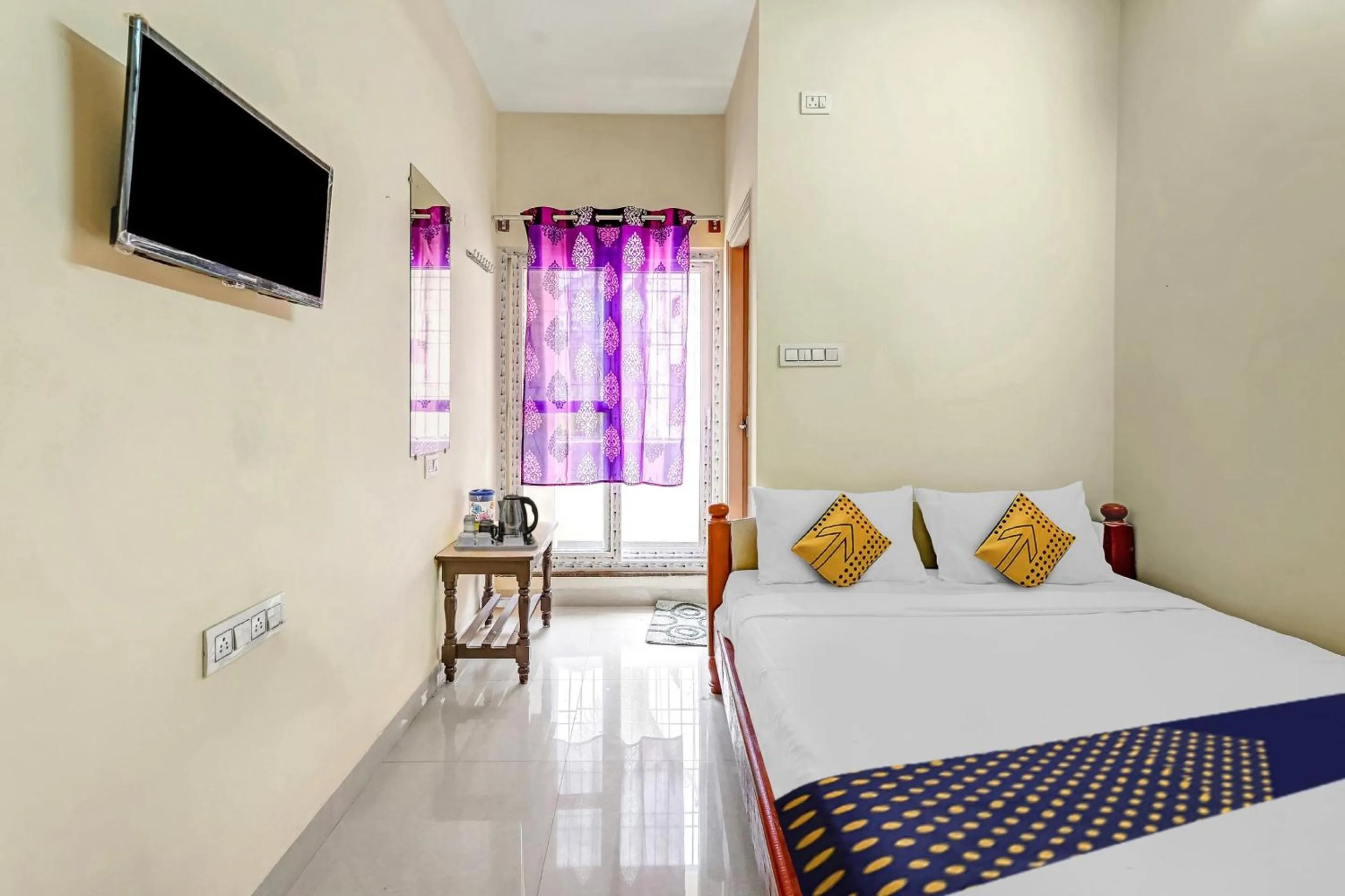 Bedroom, Bed in Hotel O Sri Thirumala Lodge