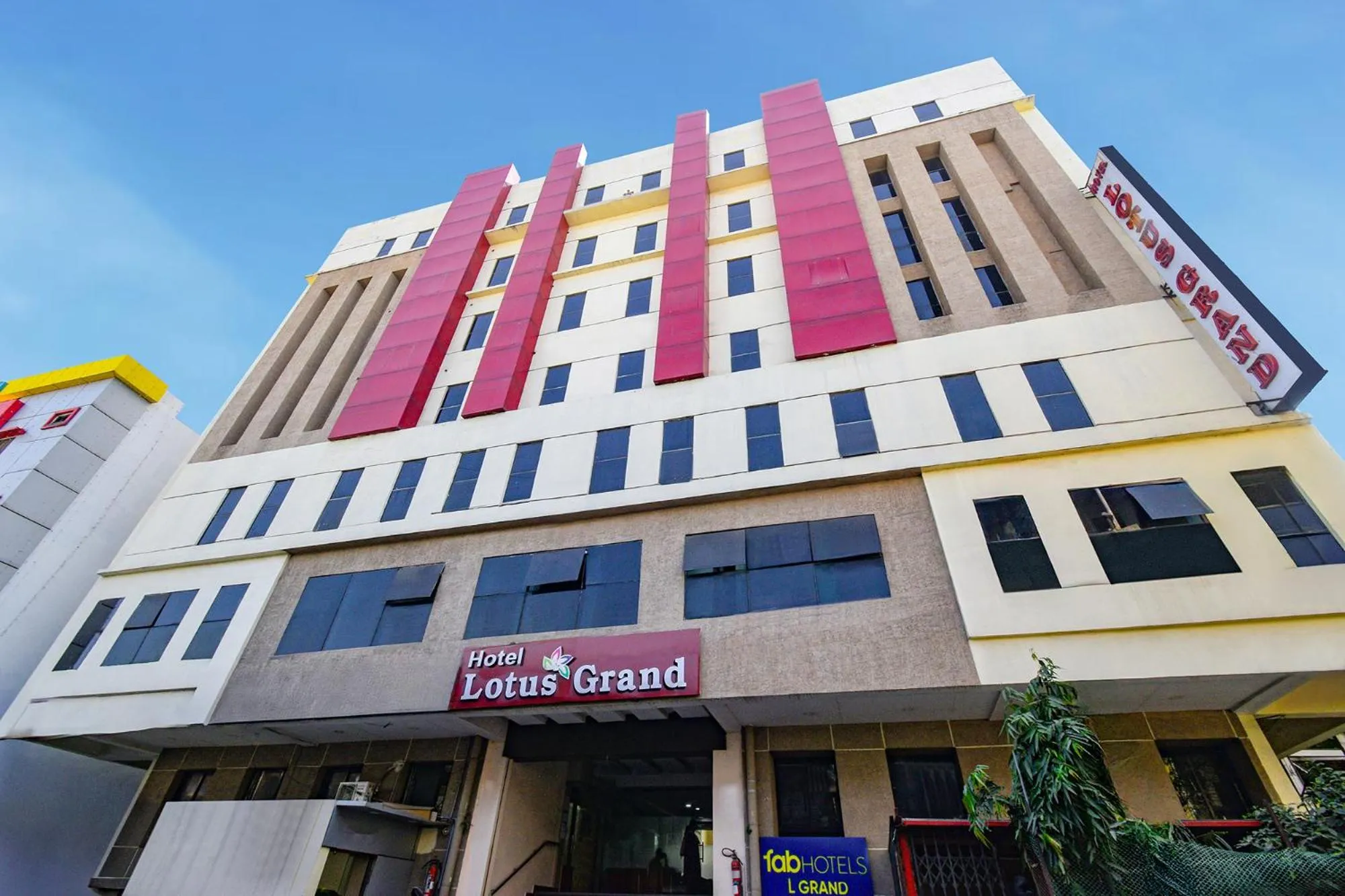 FabHotel L Grand - Nr Secunderabad Railway Station