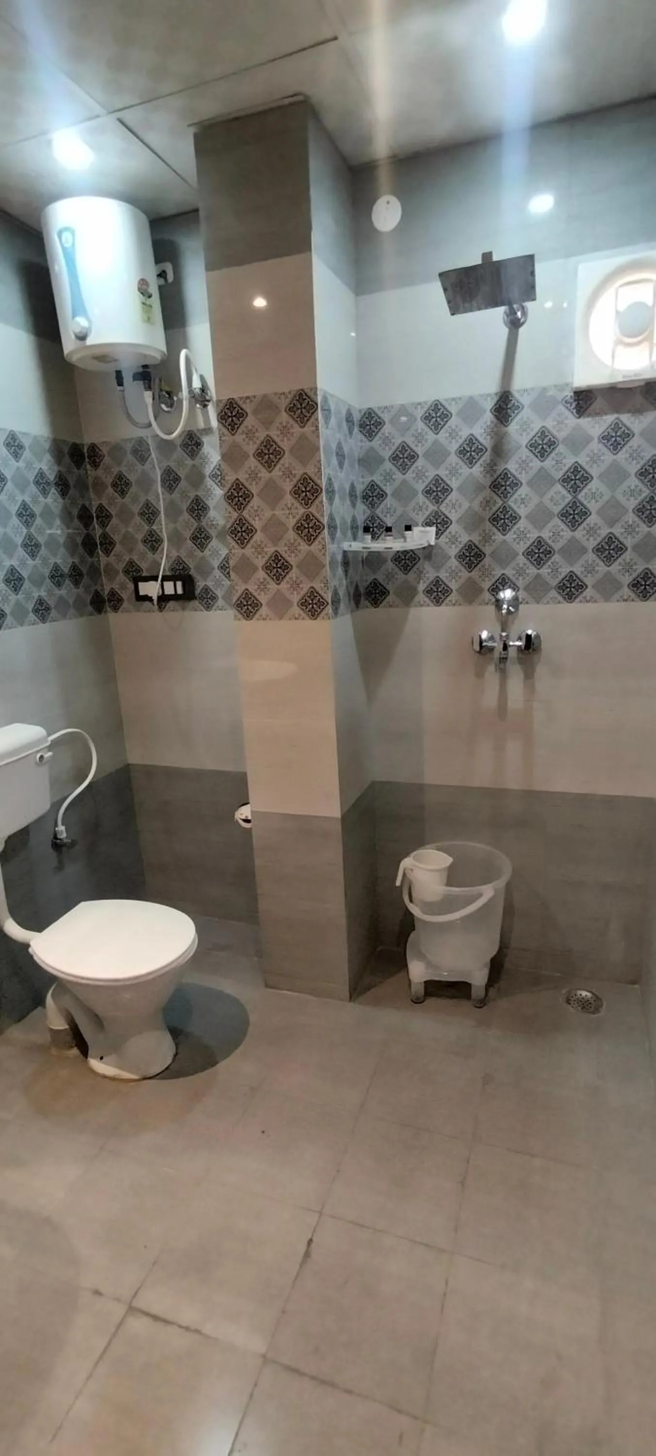 Bathroom in Hotel Aman Residency