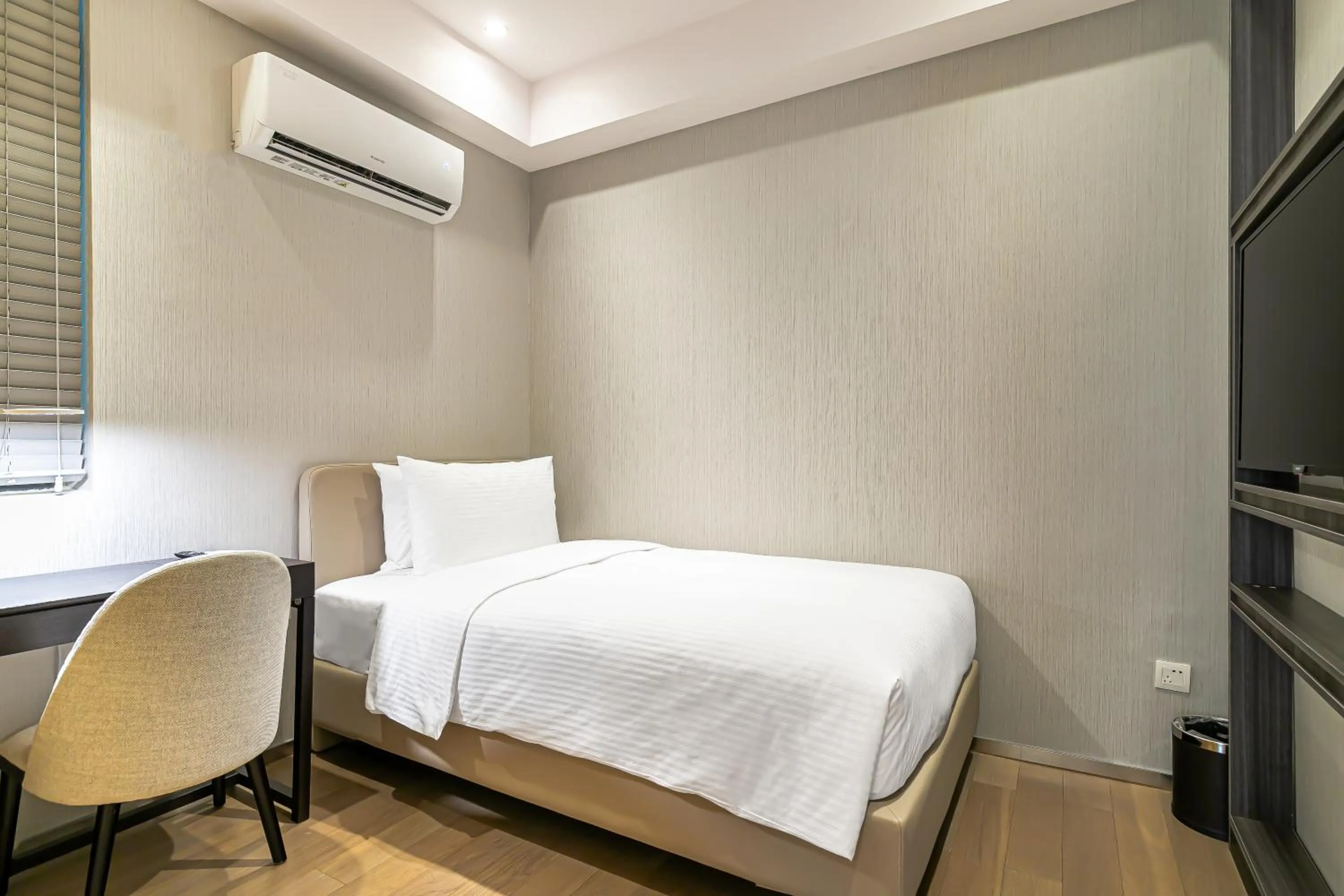 Bed in Somerset Haizhu Centre Guangzhou