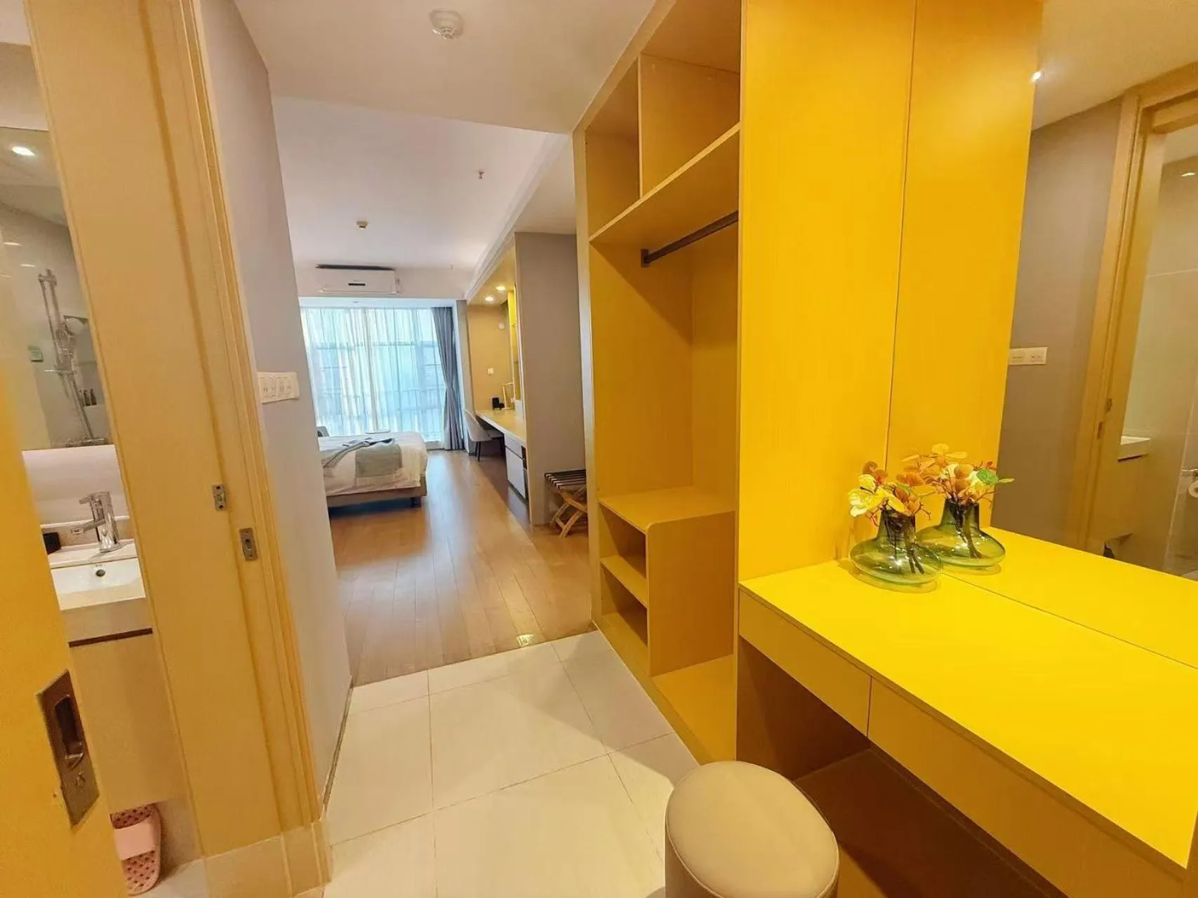 wardrobe in Somerset Haizhu Centre Guangzhou