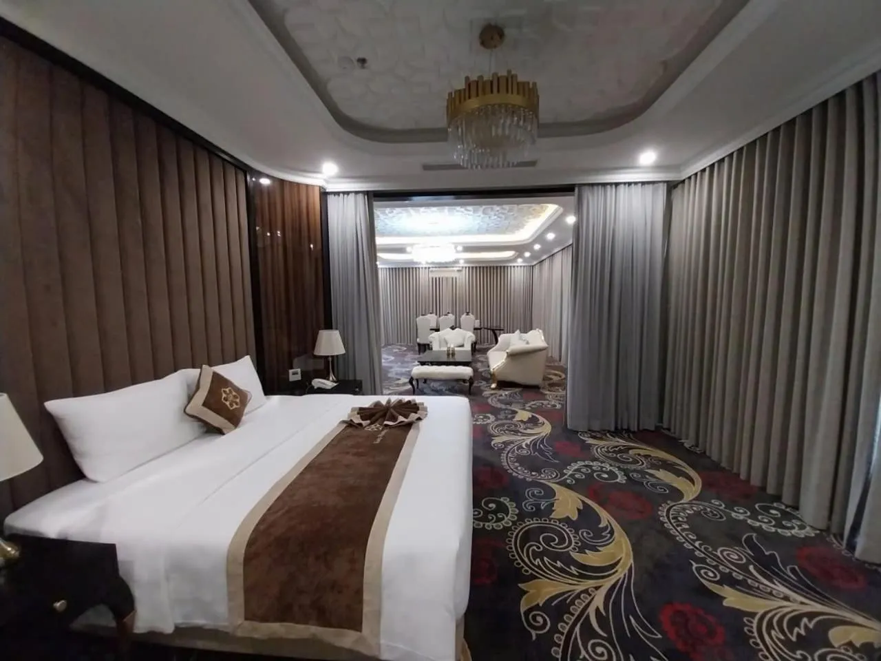 Bedroom, Bed in Cửa Đông Luxury Hotel