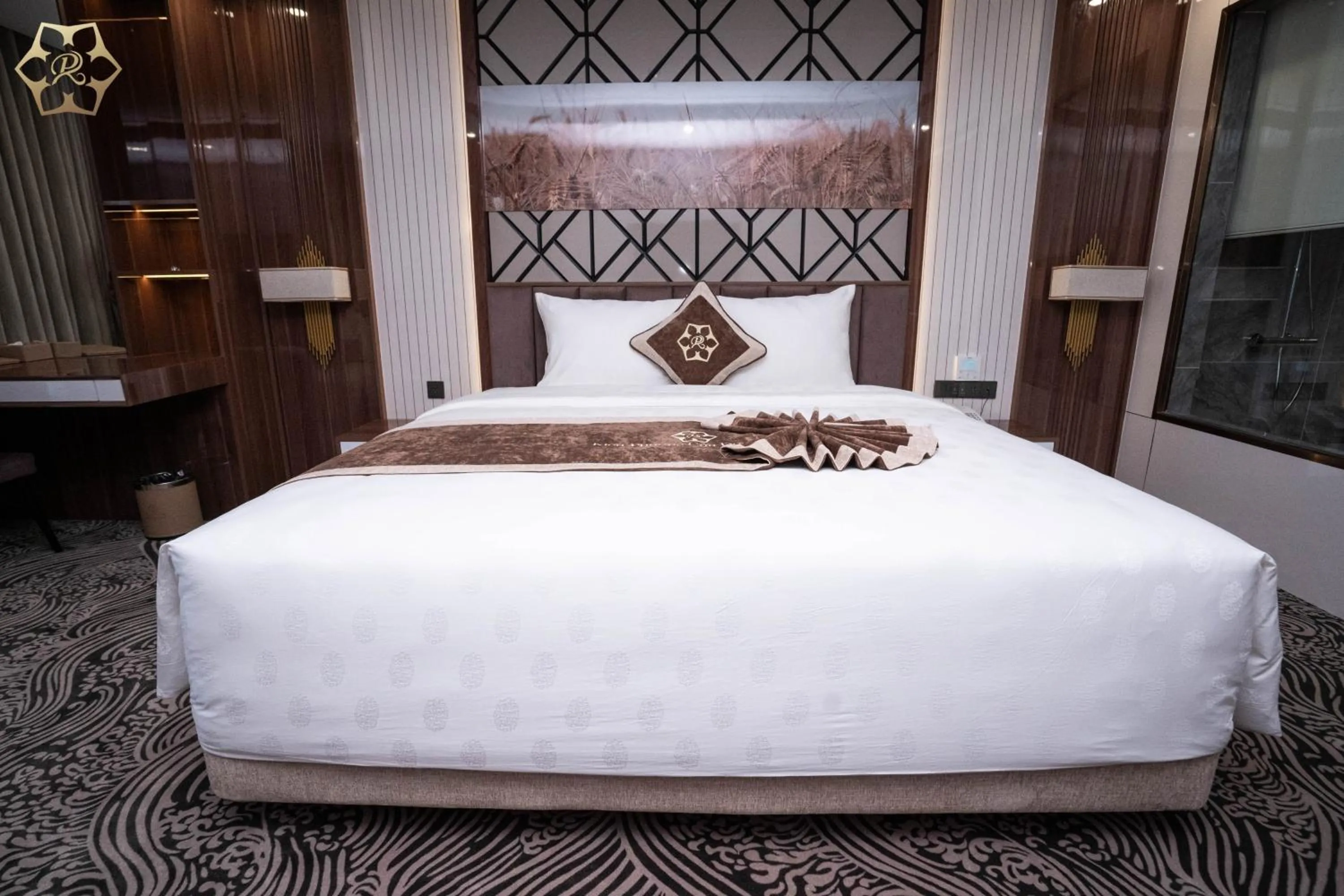Bed in Cửa Đông Luxury Hotel