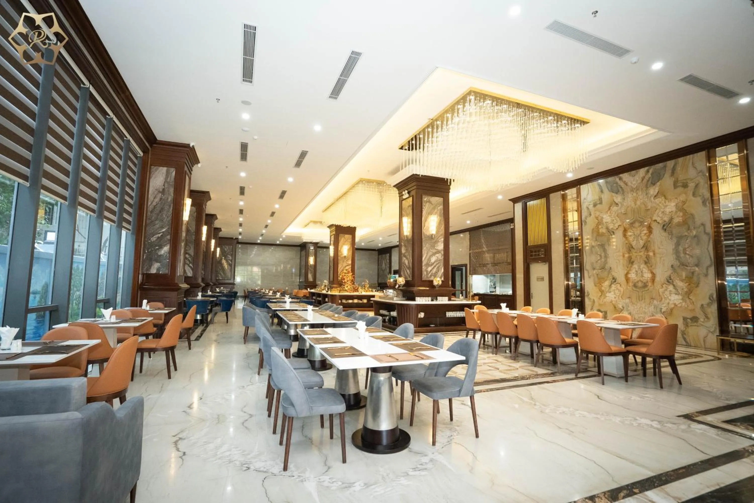 Restaurant/places to eat in Cửa Đông Luxury Hotel