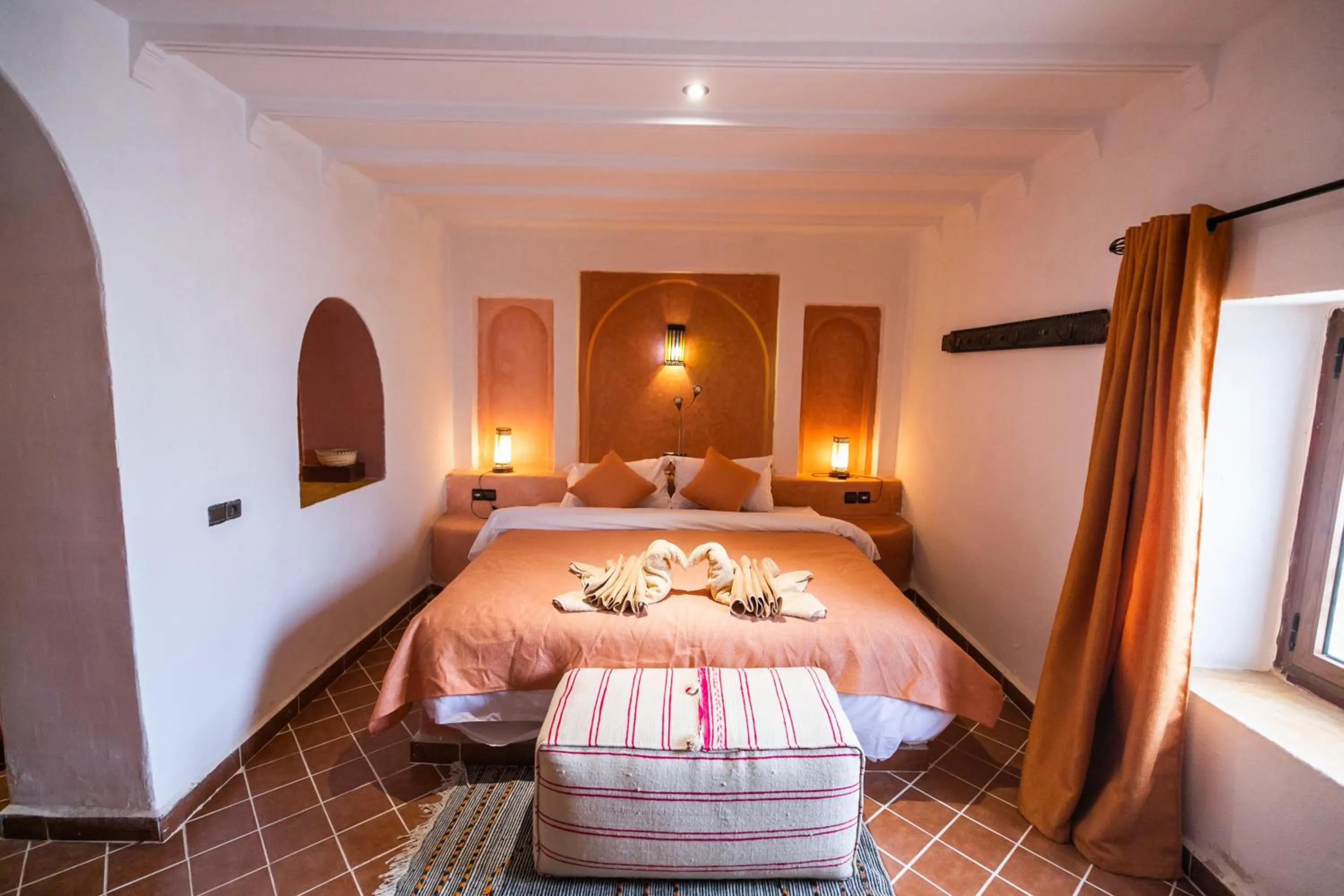 Bed in Kasbah Mohayut