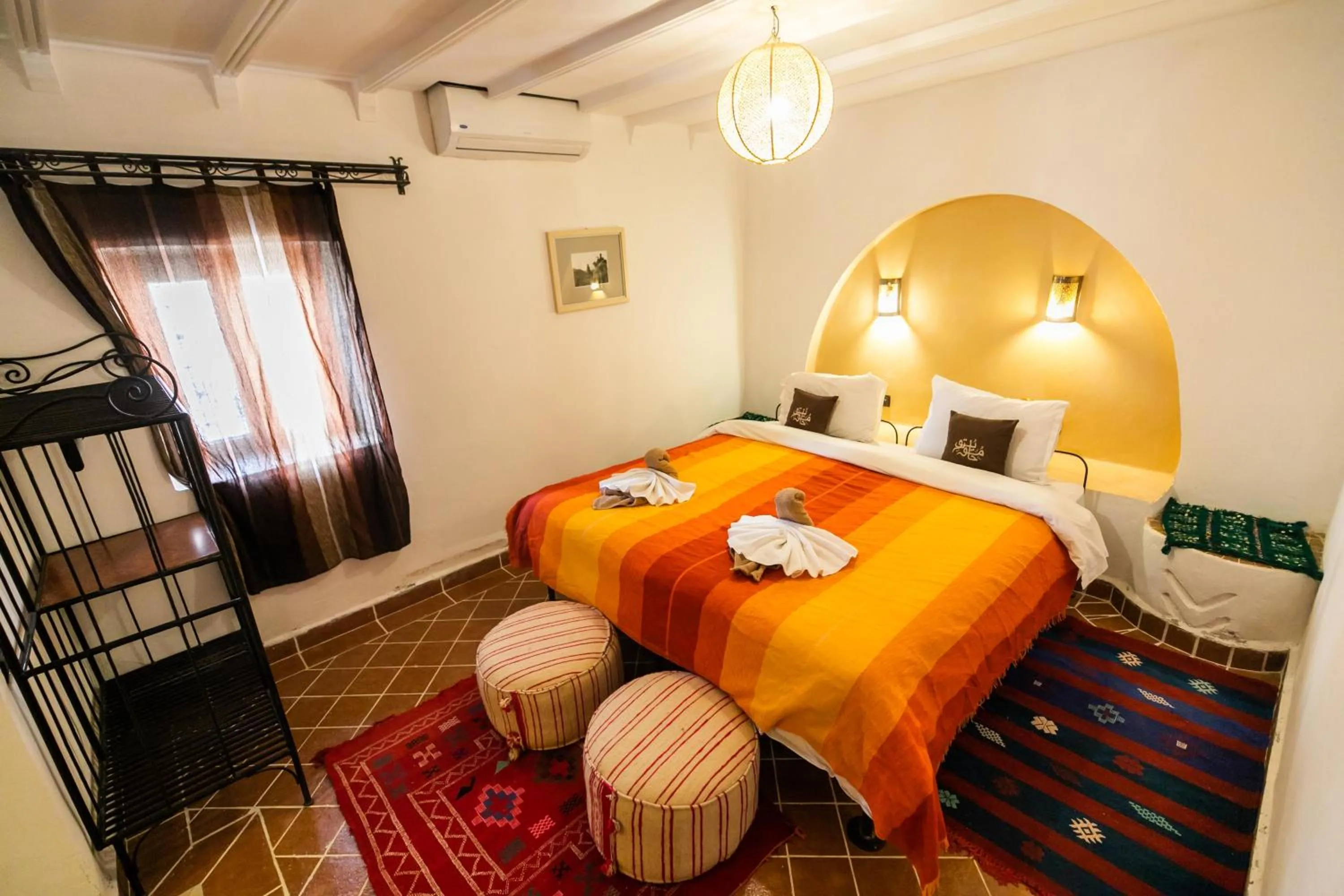 Bed in Kasbah Mohayut