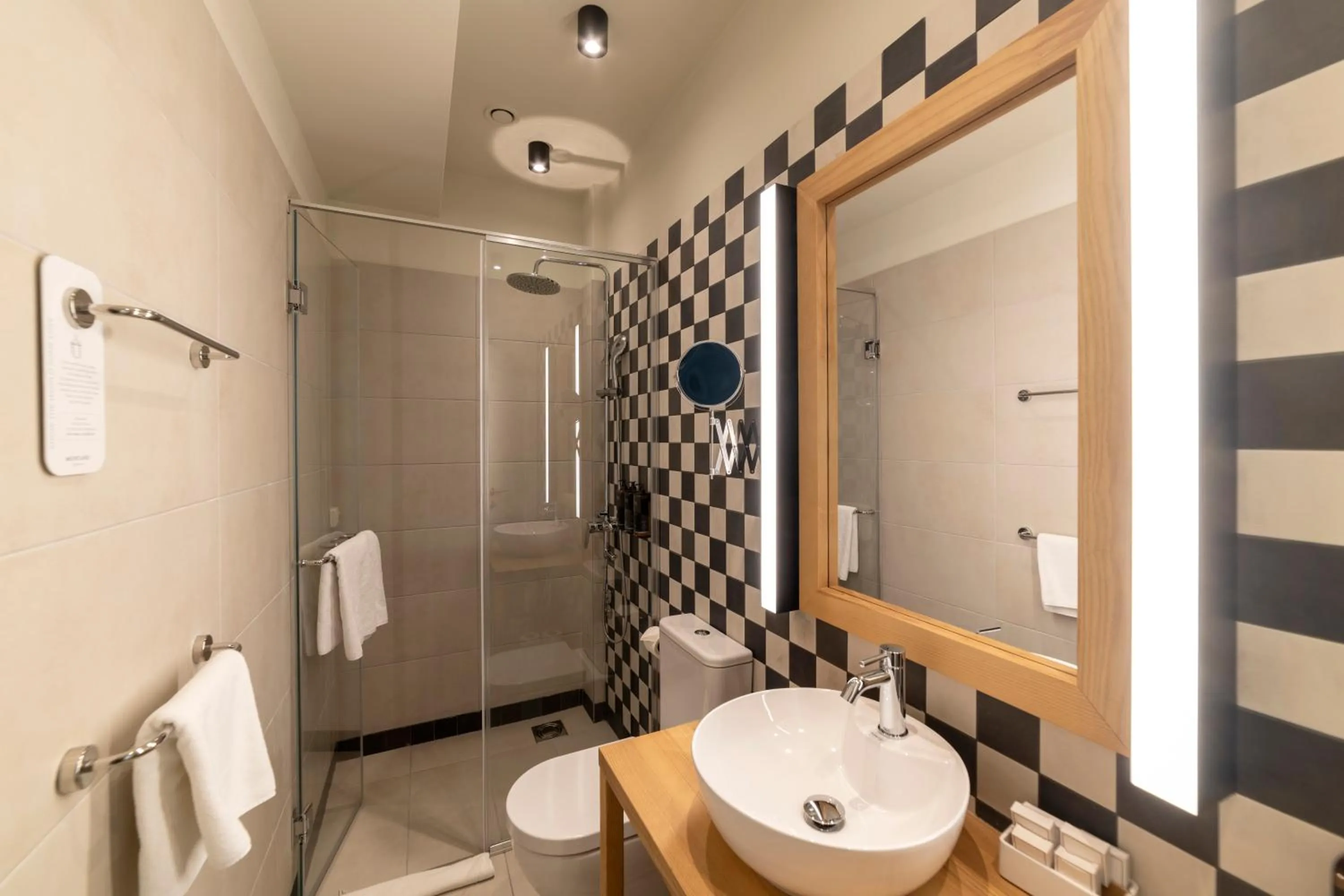 Bathroom in Mercure Belgrade Excelsior