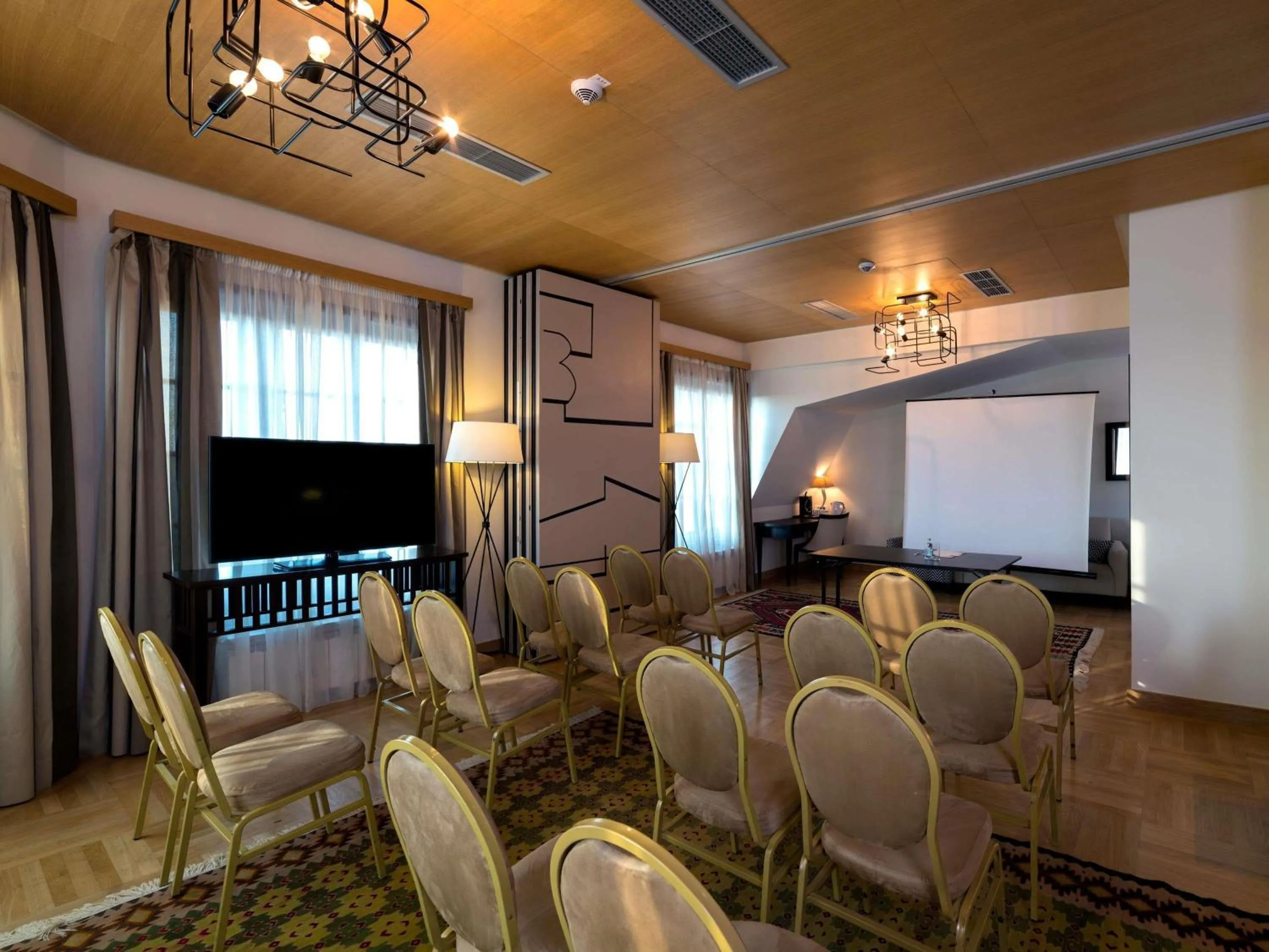 Meeting/conference room in Mercure Belgrade Excelsior