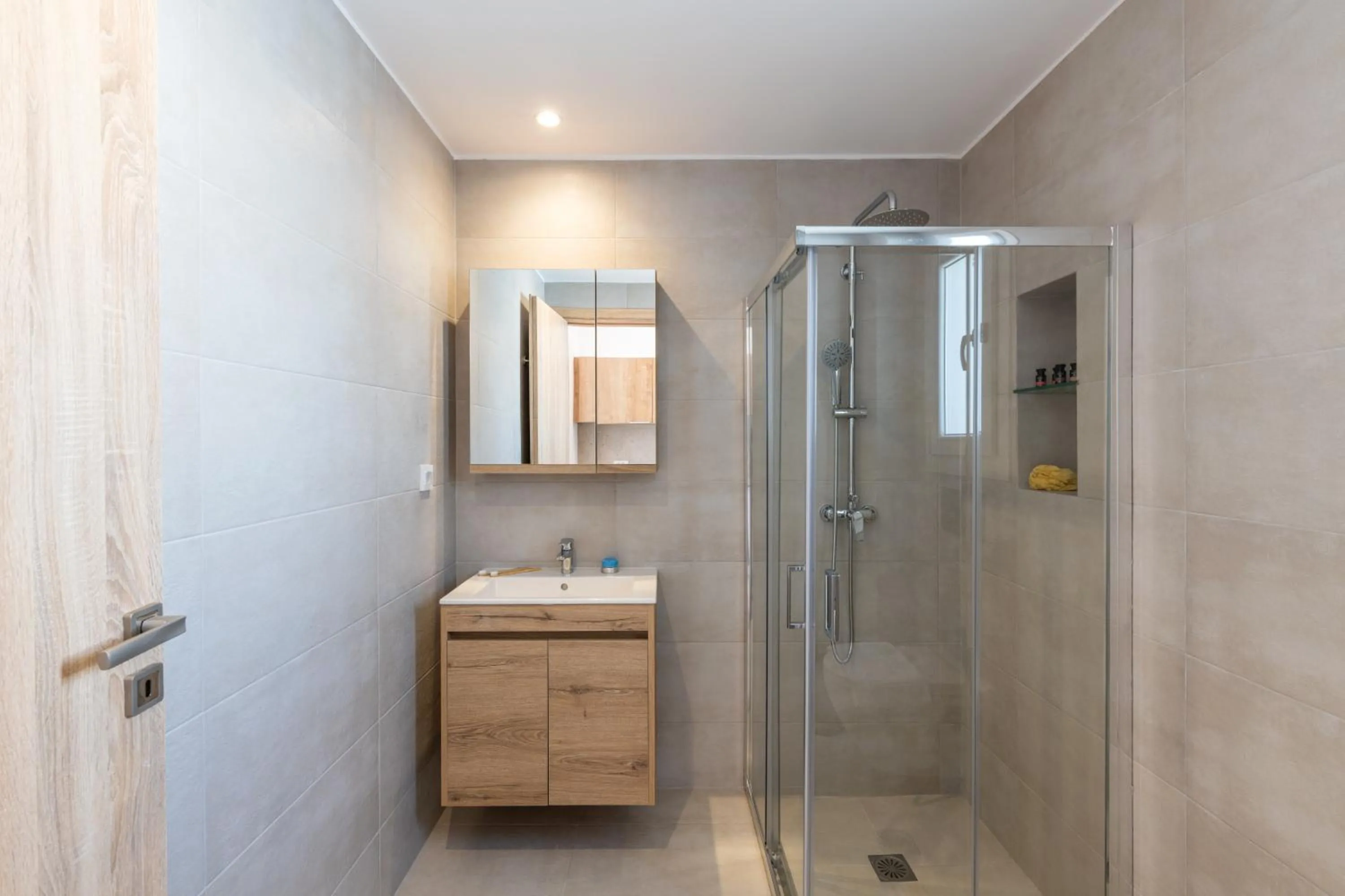 Shower in Mykonaki Hotel