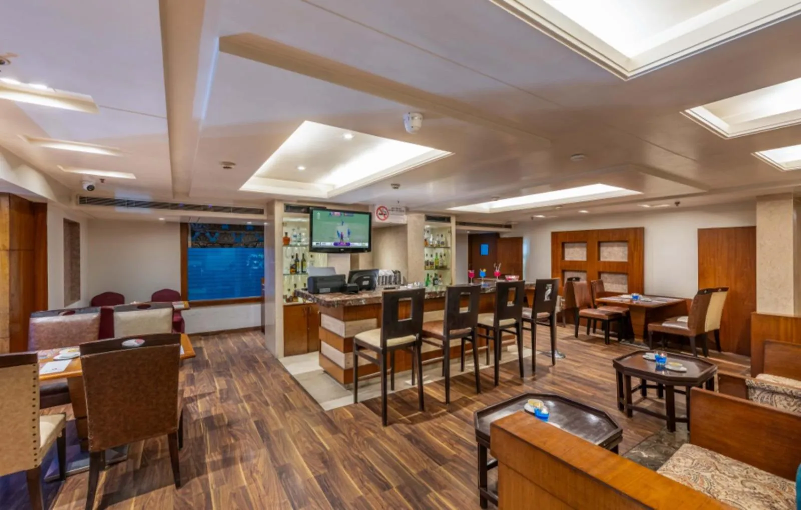 Restaurant/places to eat in Libra Lords Inn, Jaipur