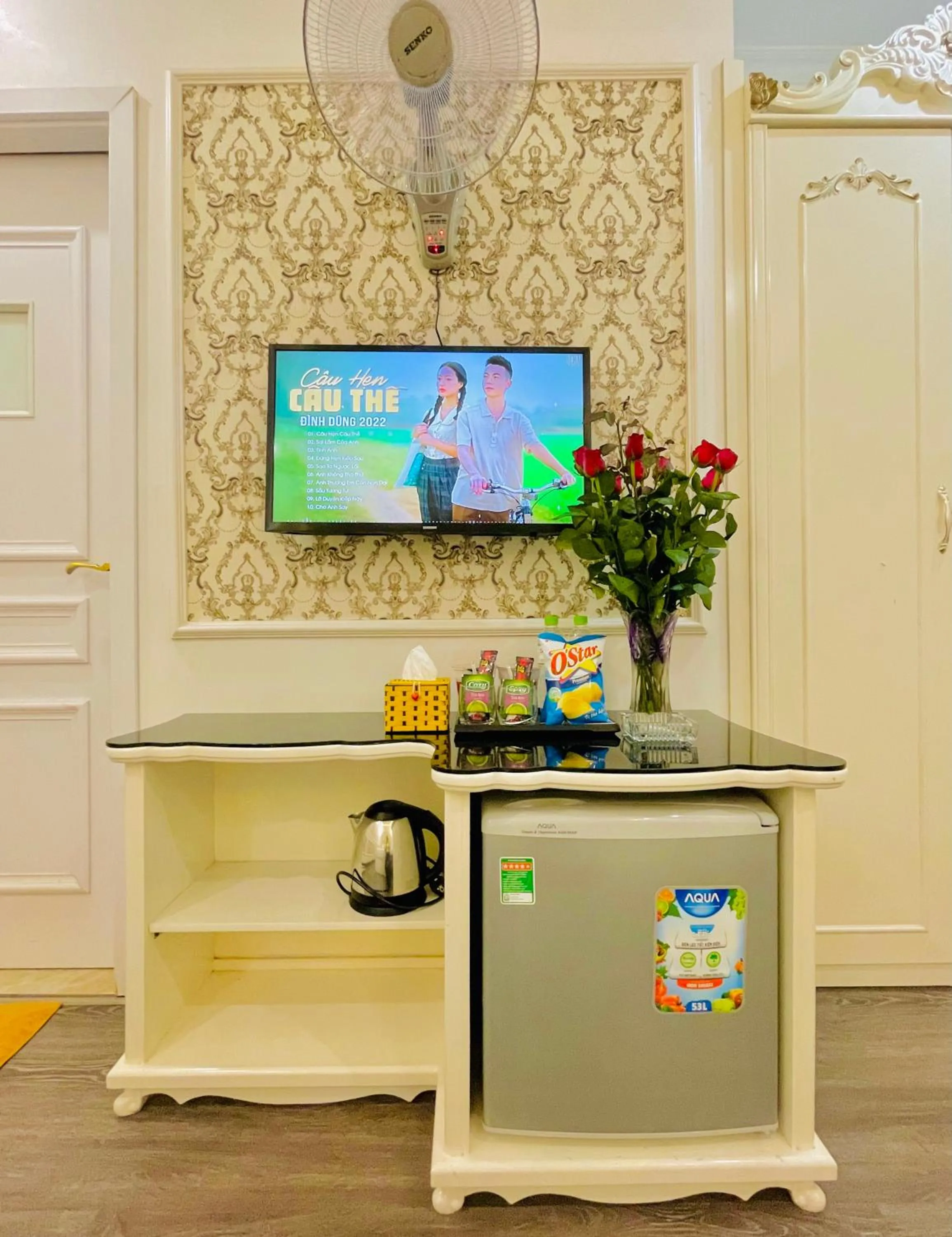 Photo of the whole room in Diamond Hotel Ha Noi