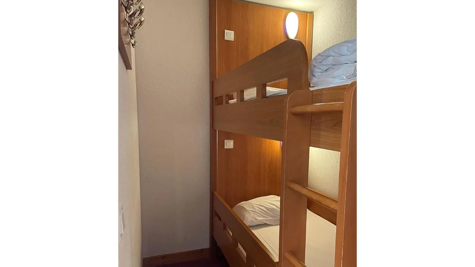 Bedroom, Bed in Villages Clubs du Soleil - ARC 1800