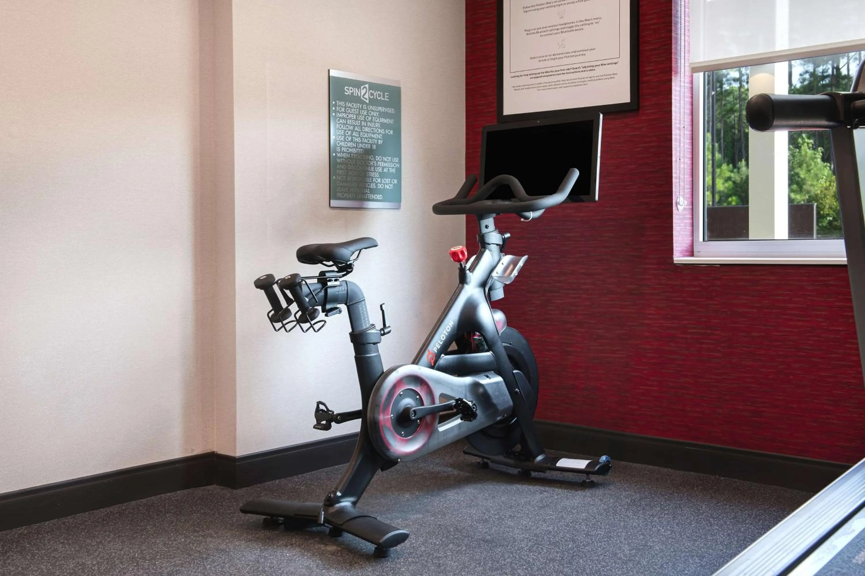 Fitness centre/facilities in Home2 Suites By Hilton Fayetteville North