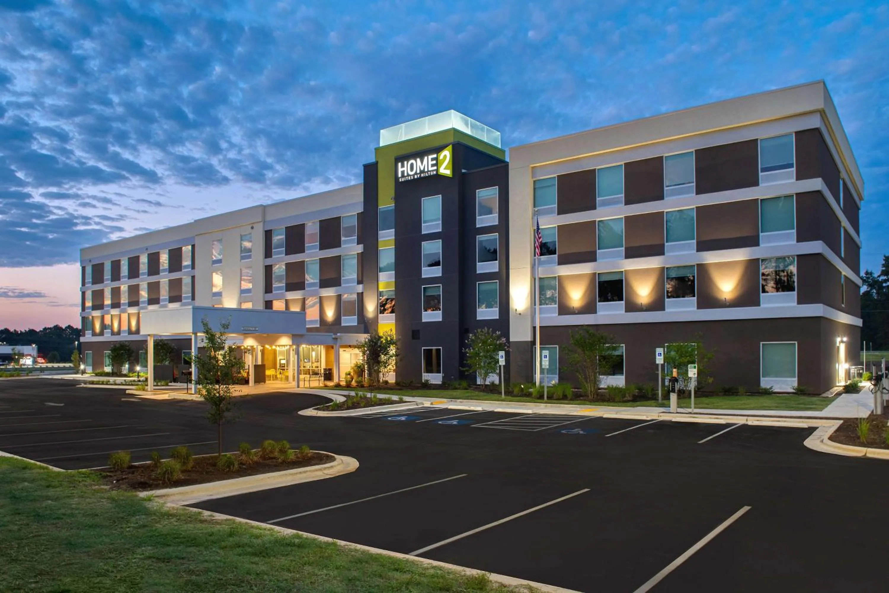 Property building in Home2 Suites By Hilton Fayetteville North