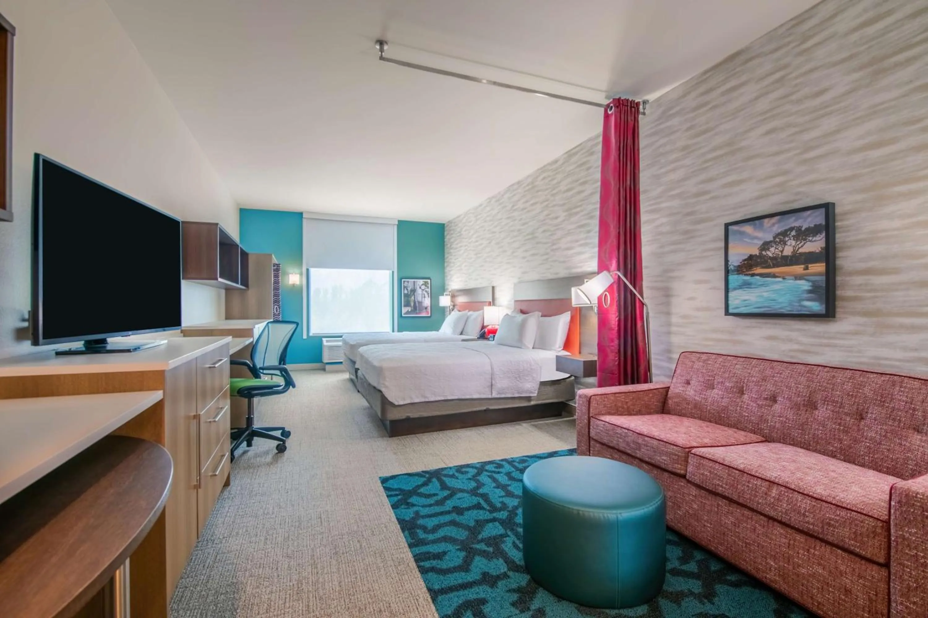 Bed in Home2 Suites By Hilton Kingsland