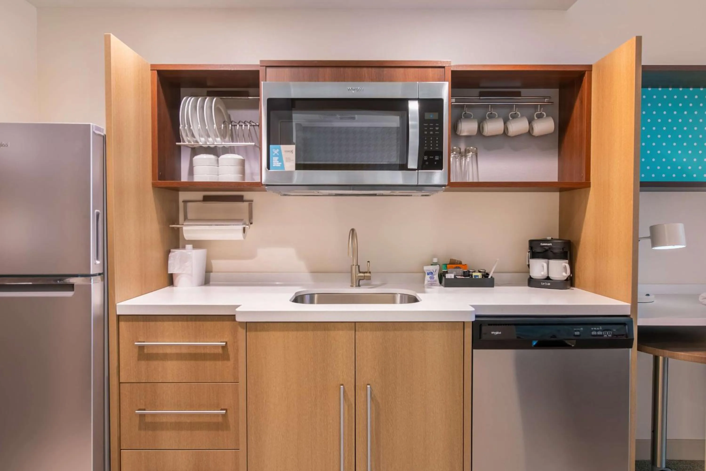 Kitchen or kitchenette in Home2 Suites By Hilton Kingsland