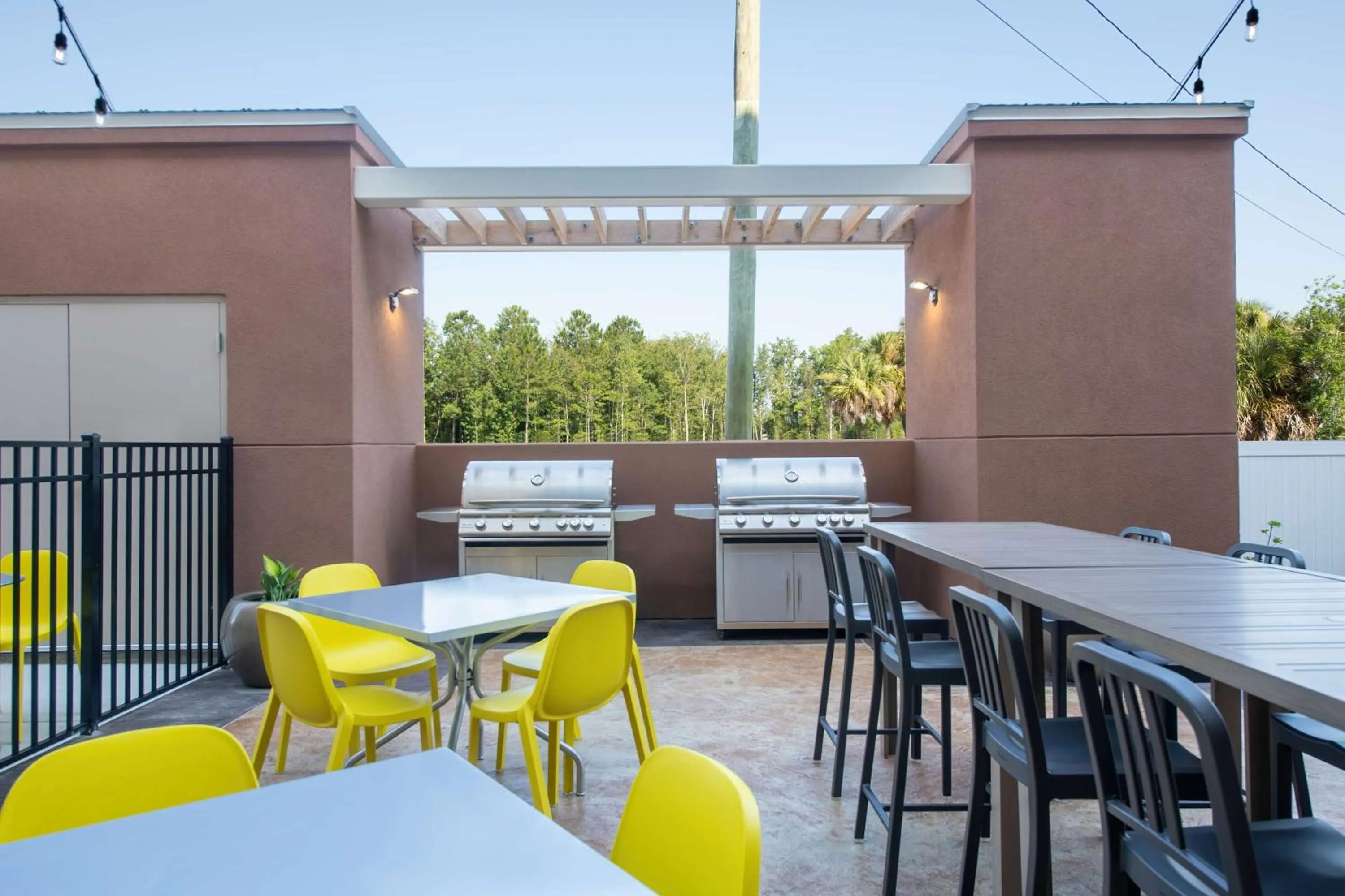 Patio in Home2 Suites By Hilton Kingsland