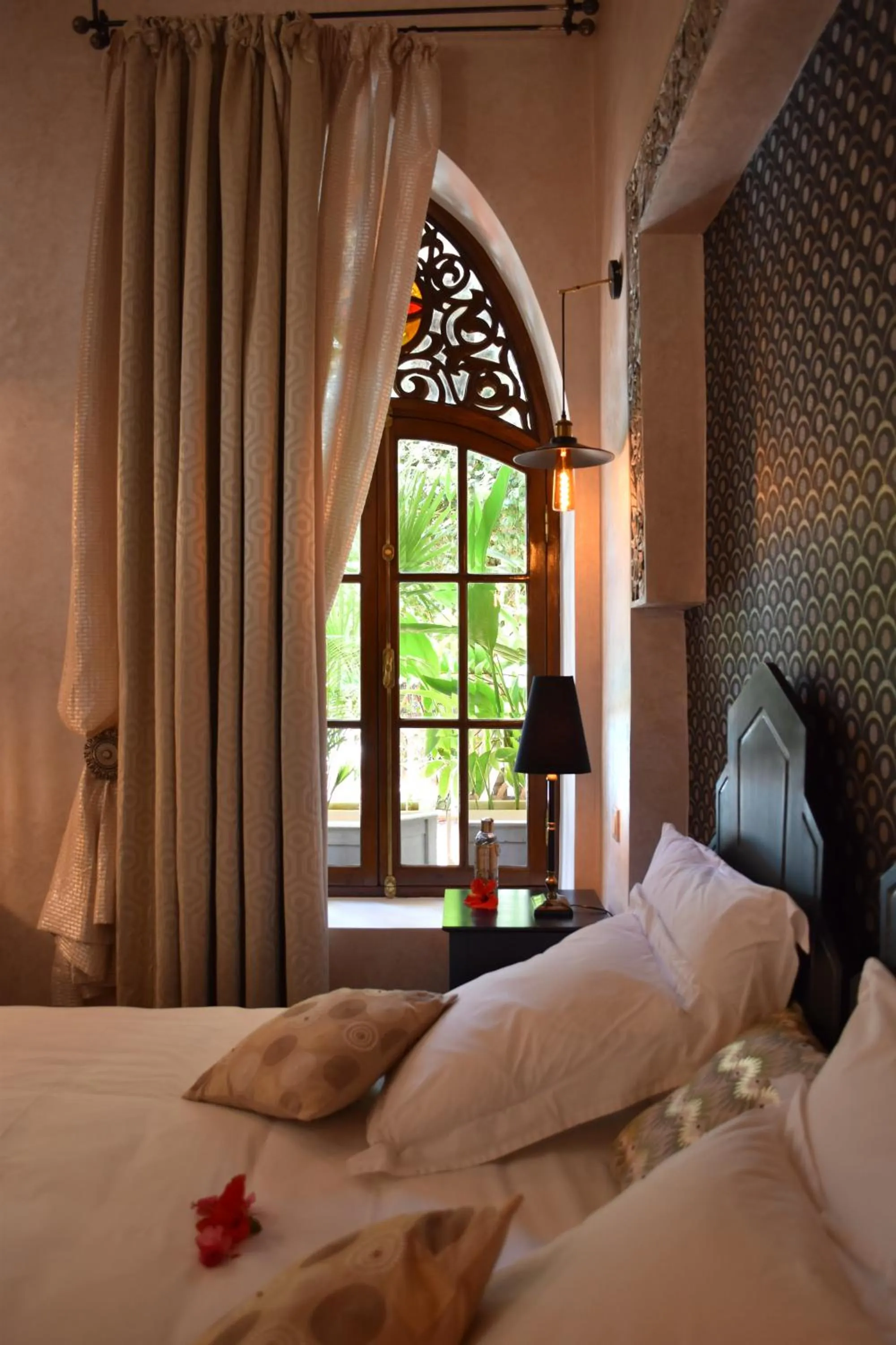 Bed in Demeures d'Orient Riad & Spa