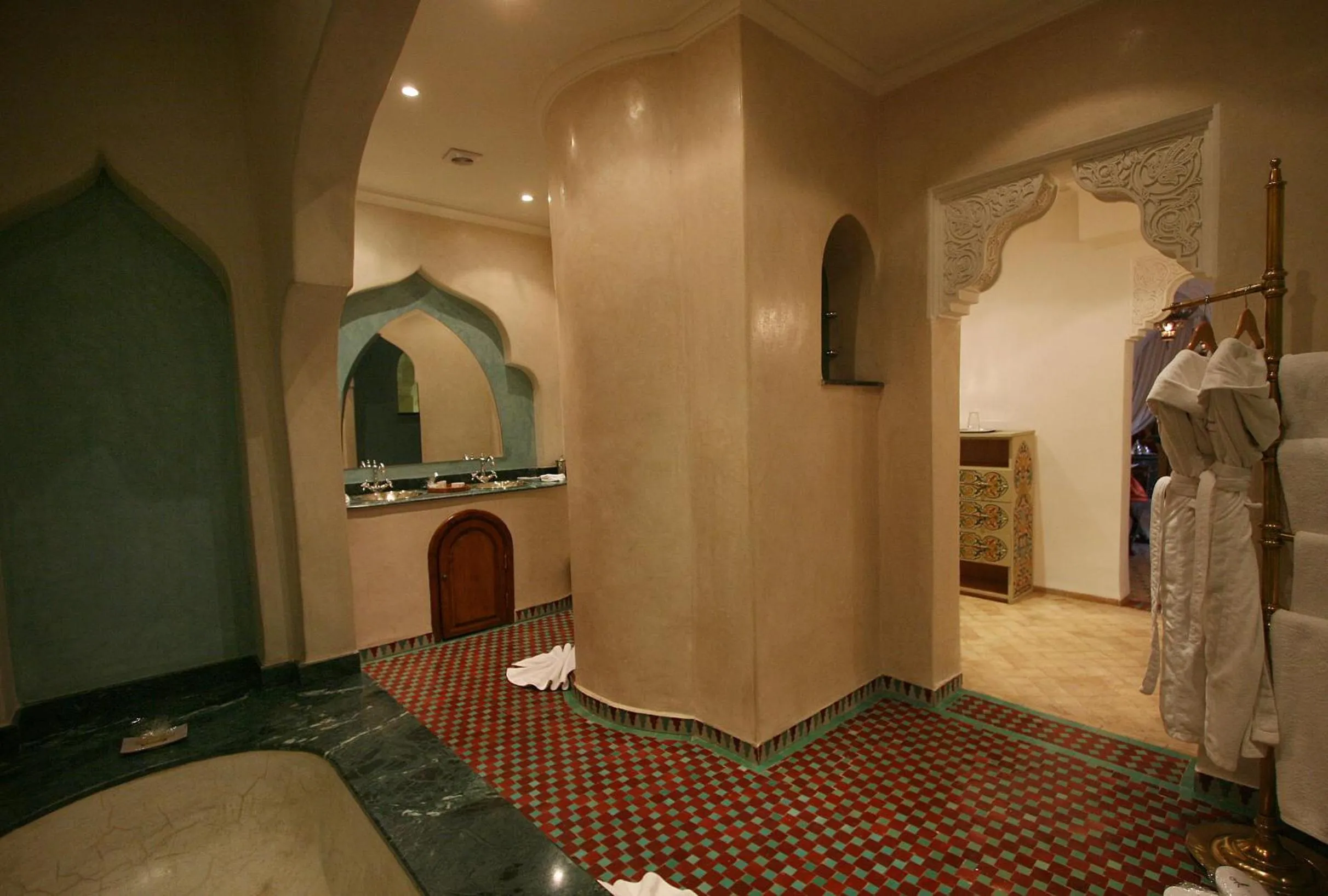 Bathroom in Demeures d'Orient Riad & Spa