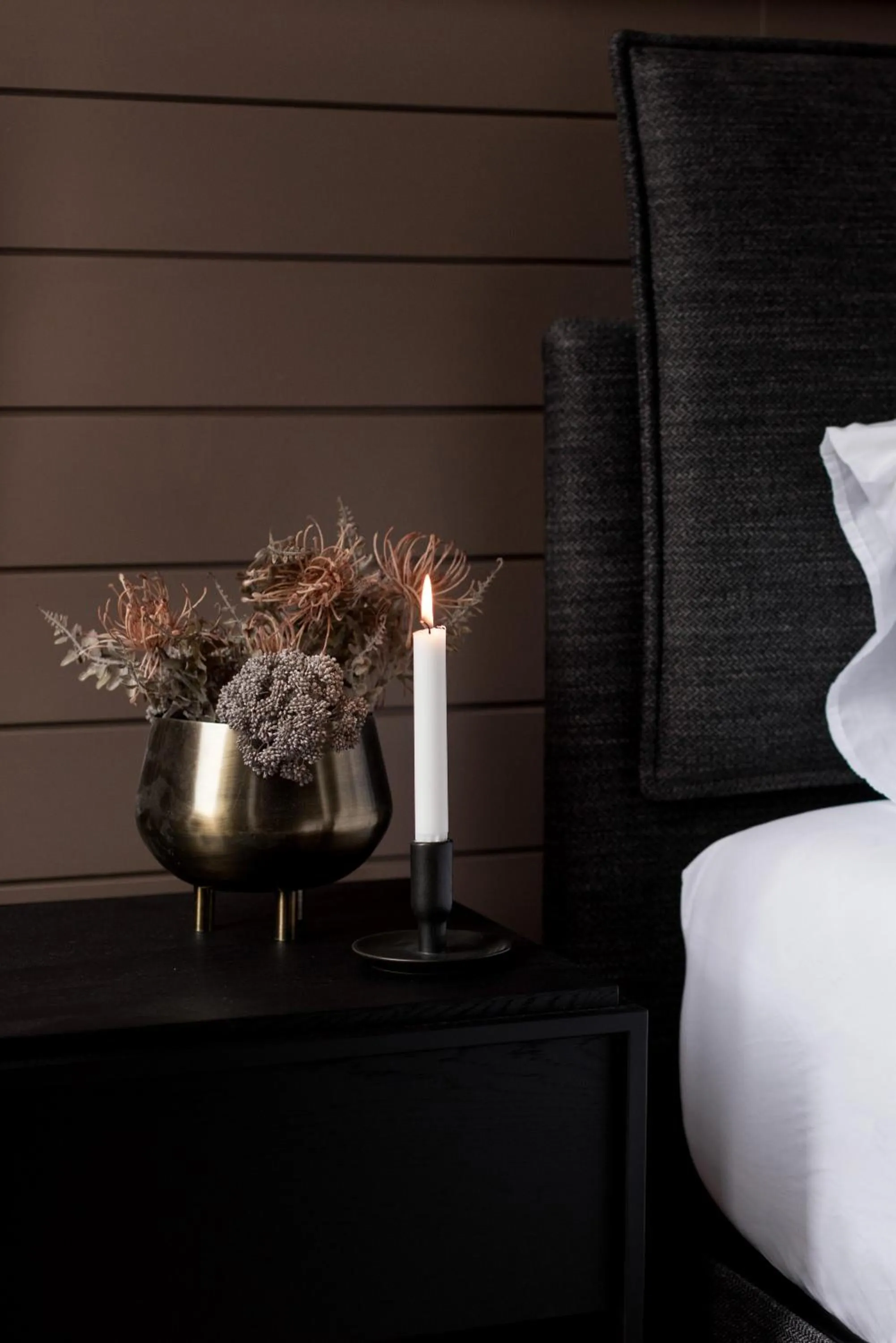 Decorative detail in Dvele Inn