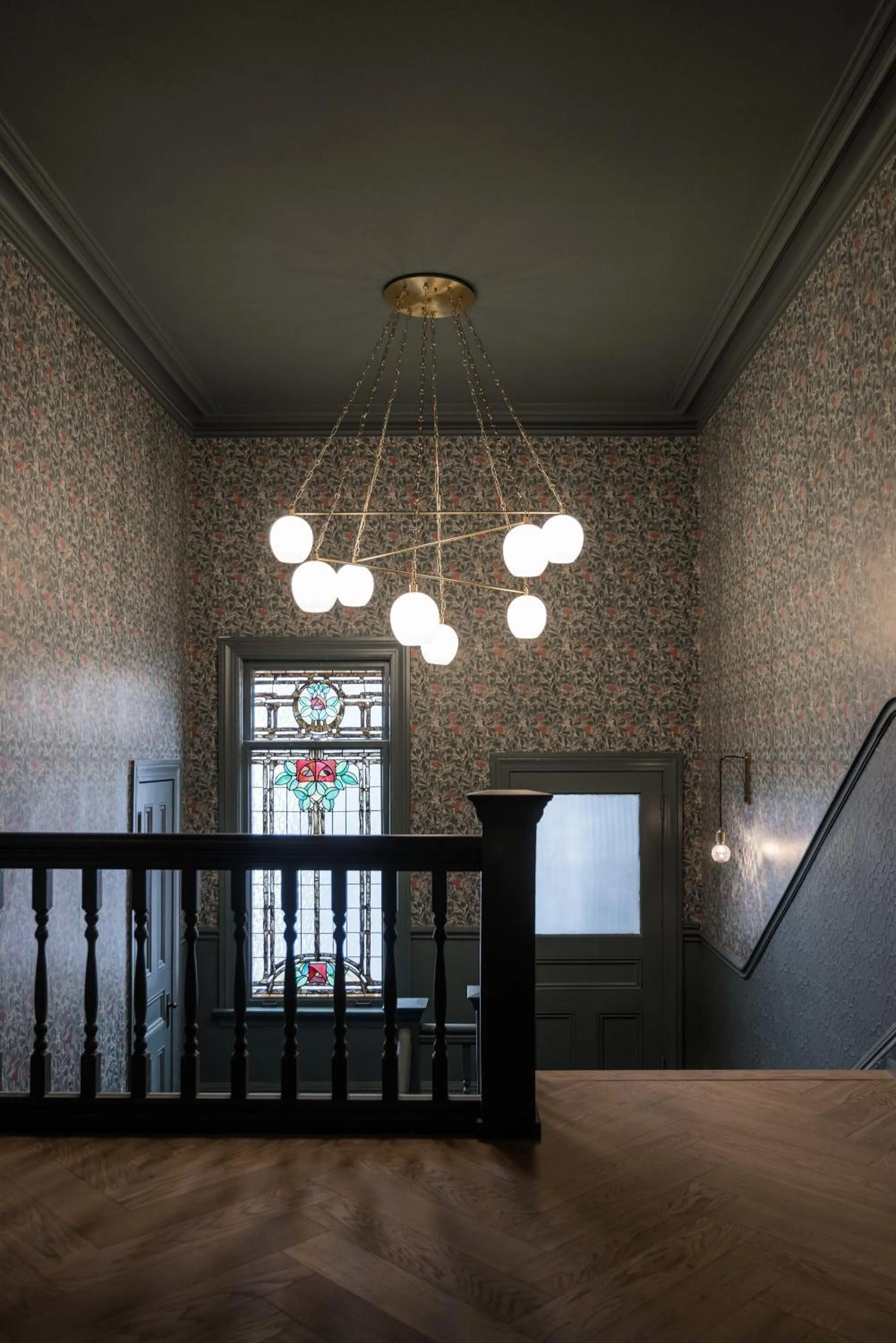 Decorative detail, Bed in Dvele Inn