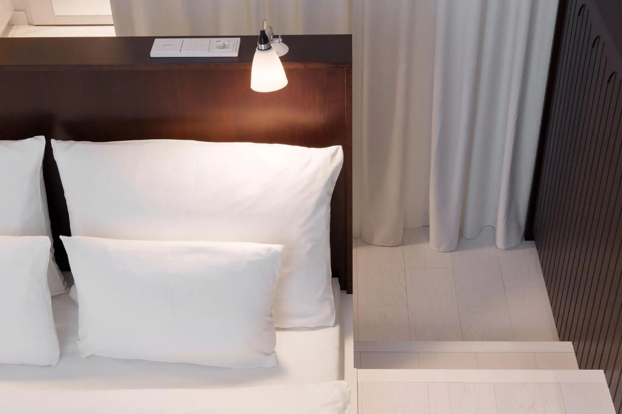 Photo of the whole room, Bed in Ruby Hanna Hotel Stuttgart