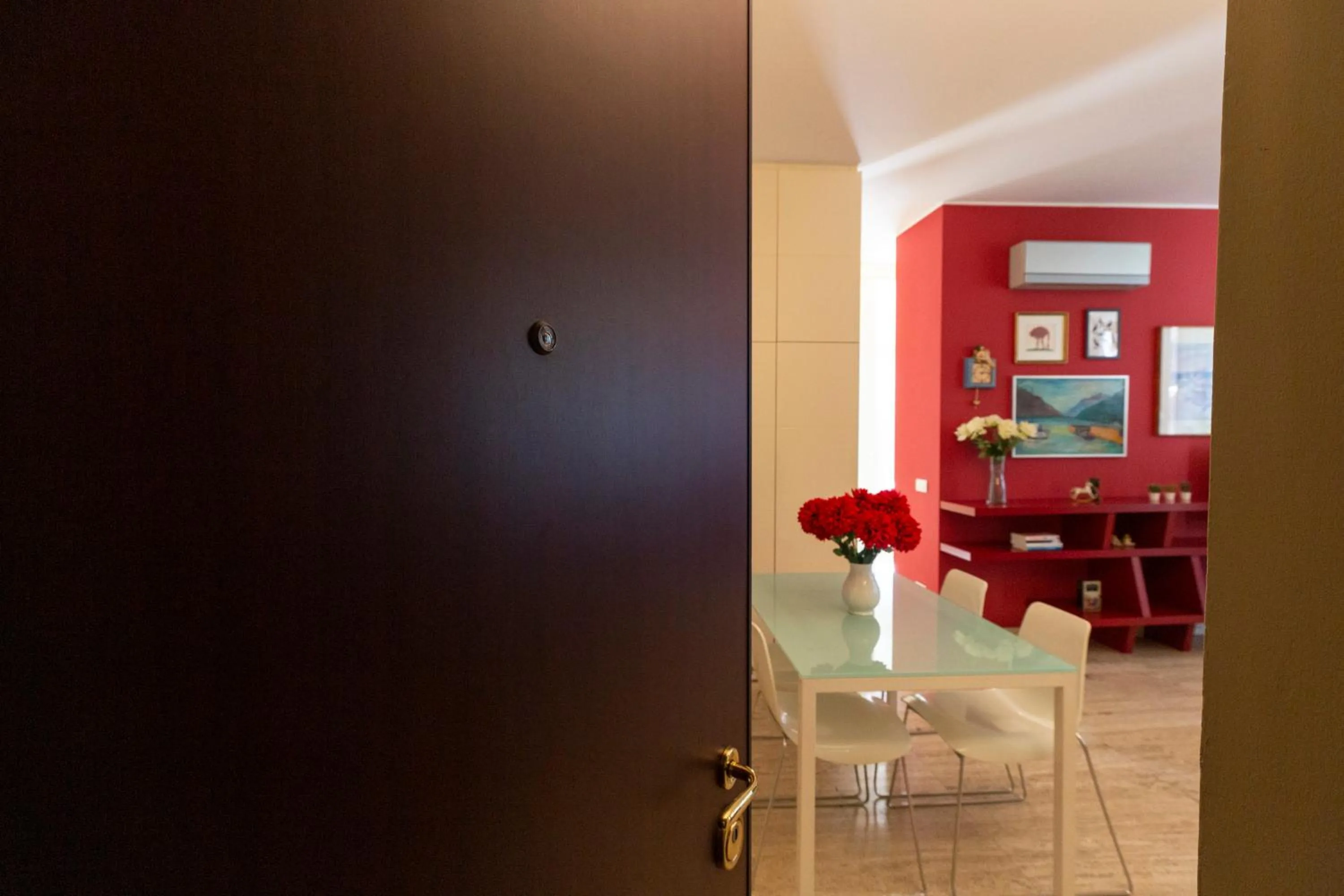 Living room in Twins Apartment - Tolstoj District