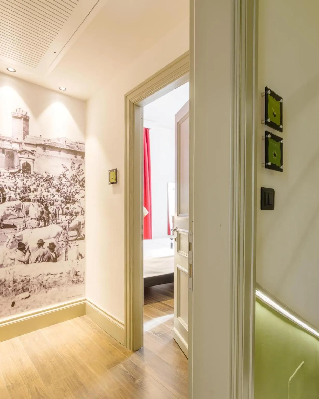 Photo of the whole room in Palazzo Fontana