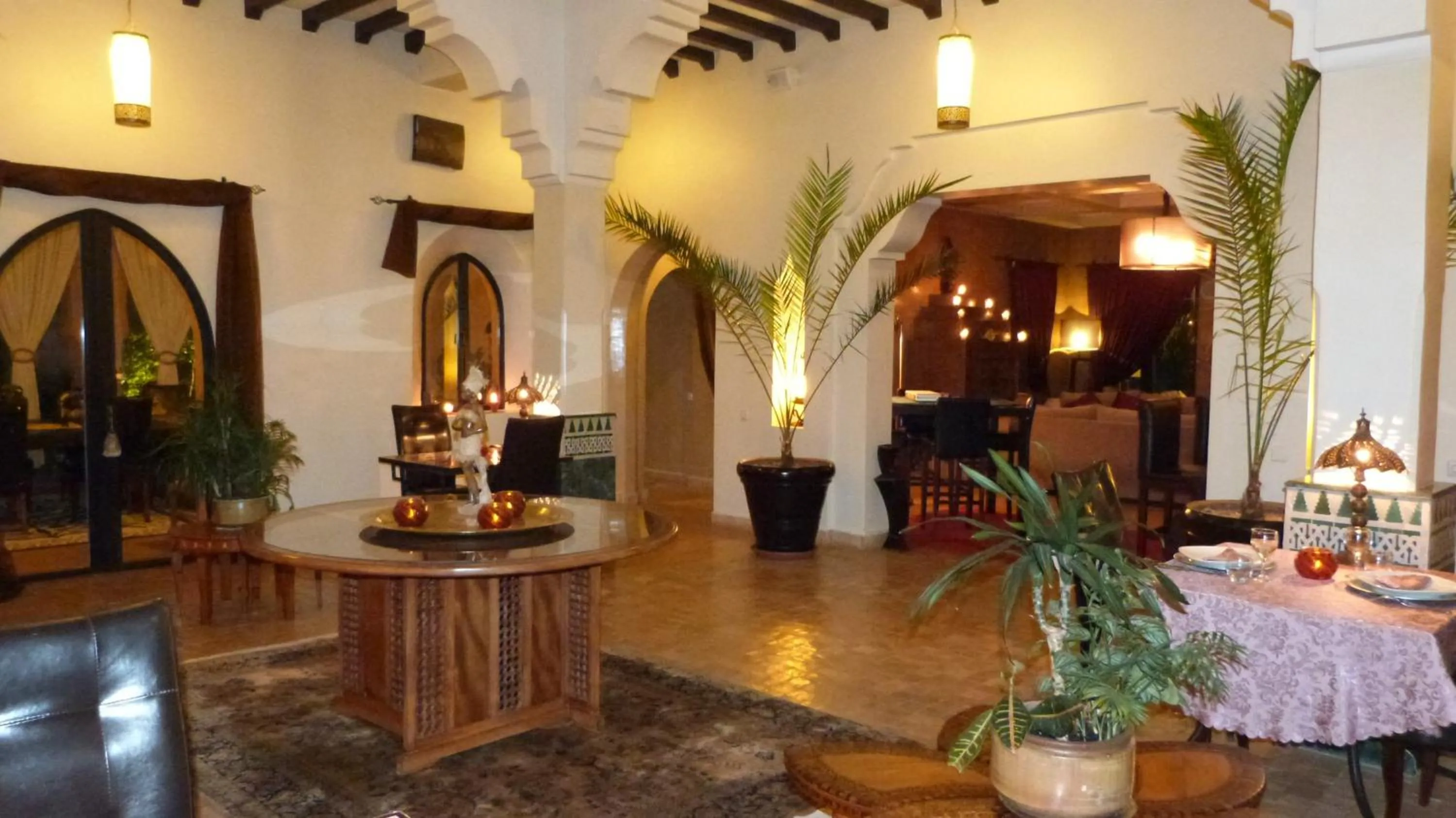 Restaurant/places to eat in Riad Al Mendili Private Resort & Spa