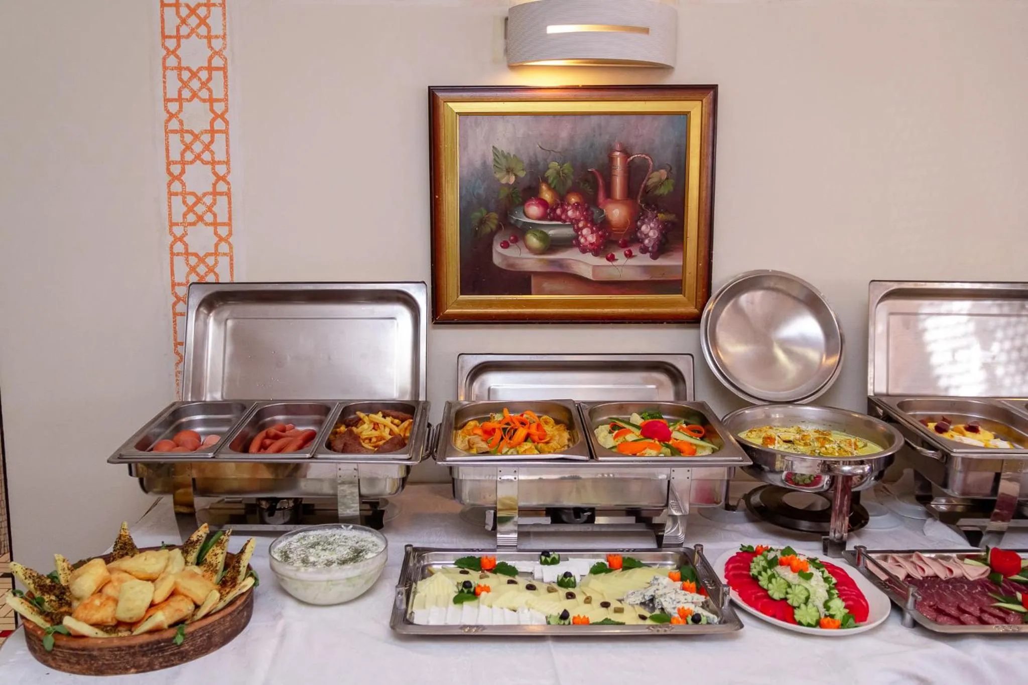 Breakfast in Hotel Art