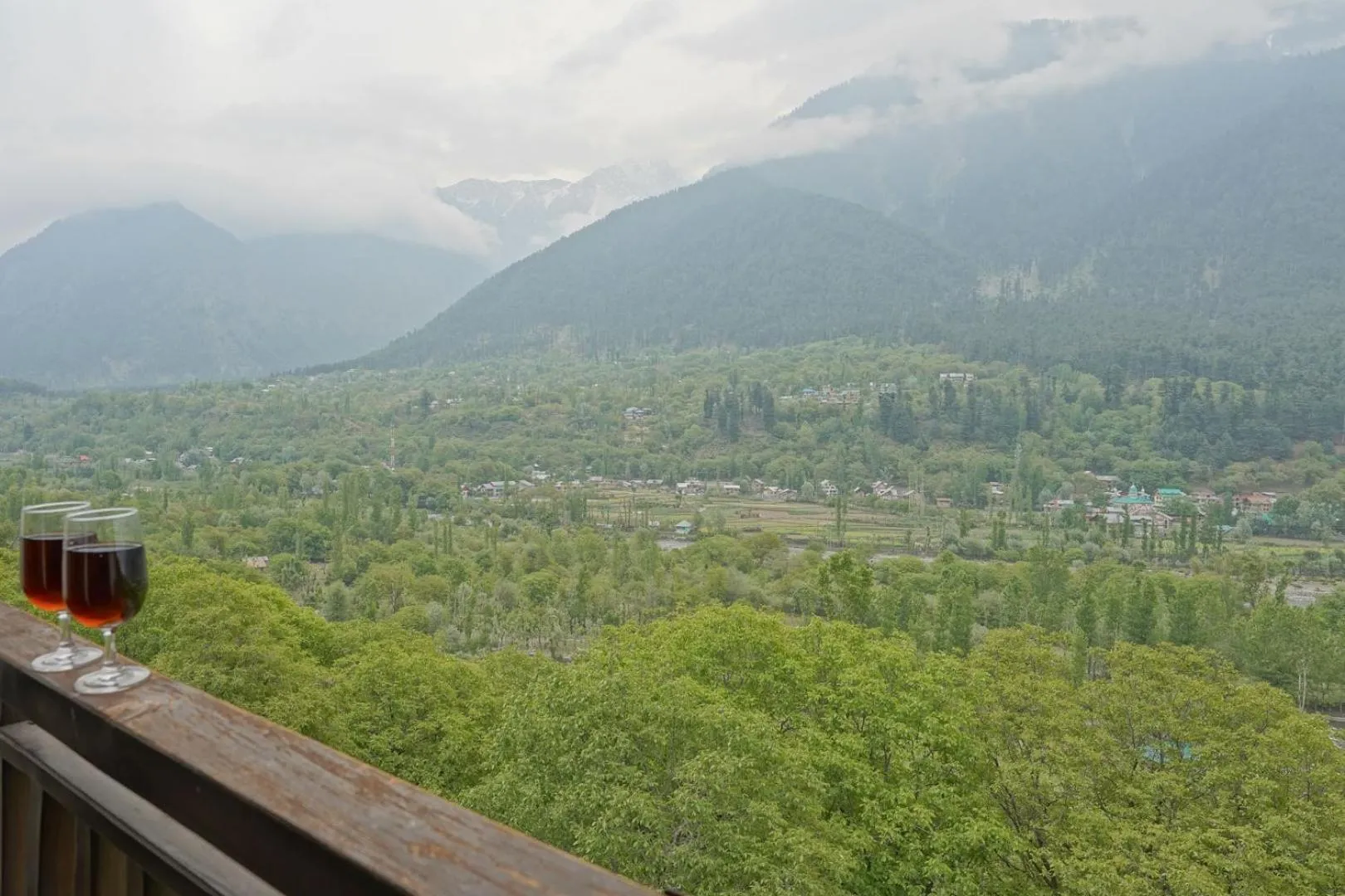 Natural landscape in The Chinar Resort & Spa, Pahalgam