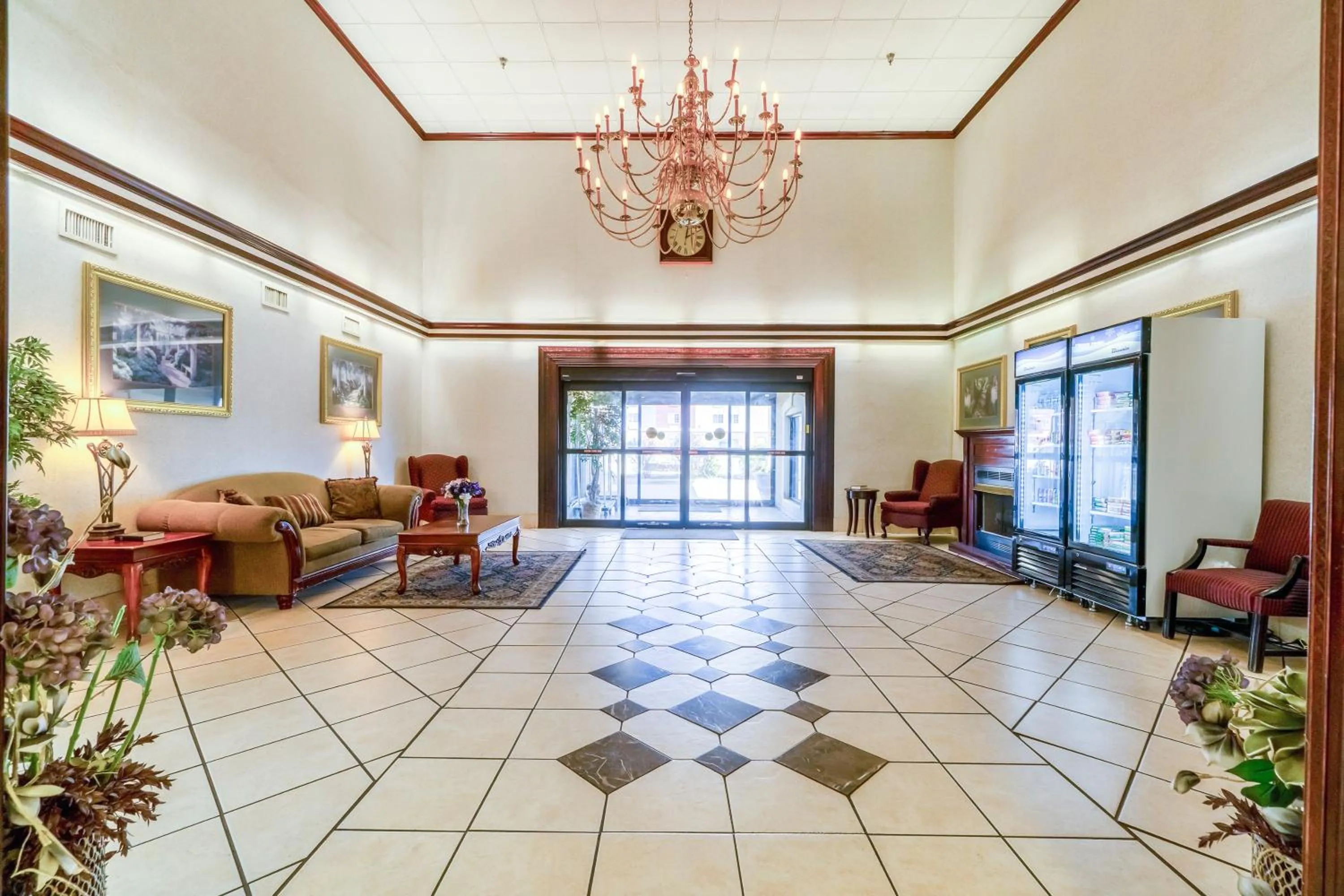 Lobby or reception in Ark Suites By OYO Jonesboro I-555