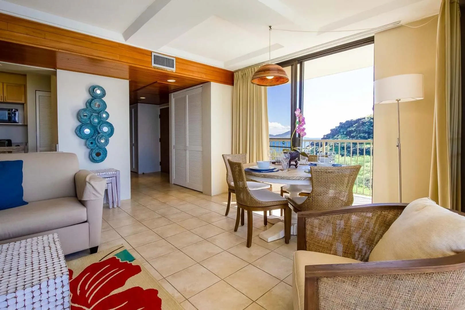 Natural landscape in Hawaiian Princess Makaha