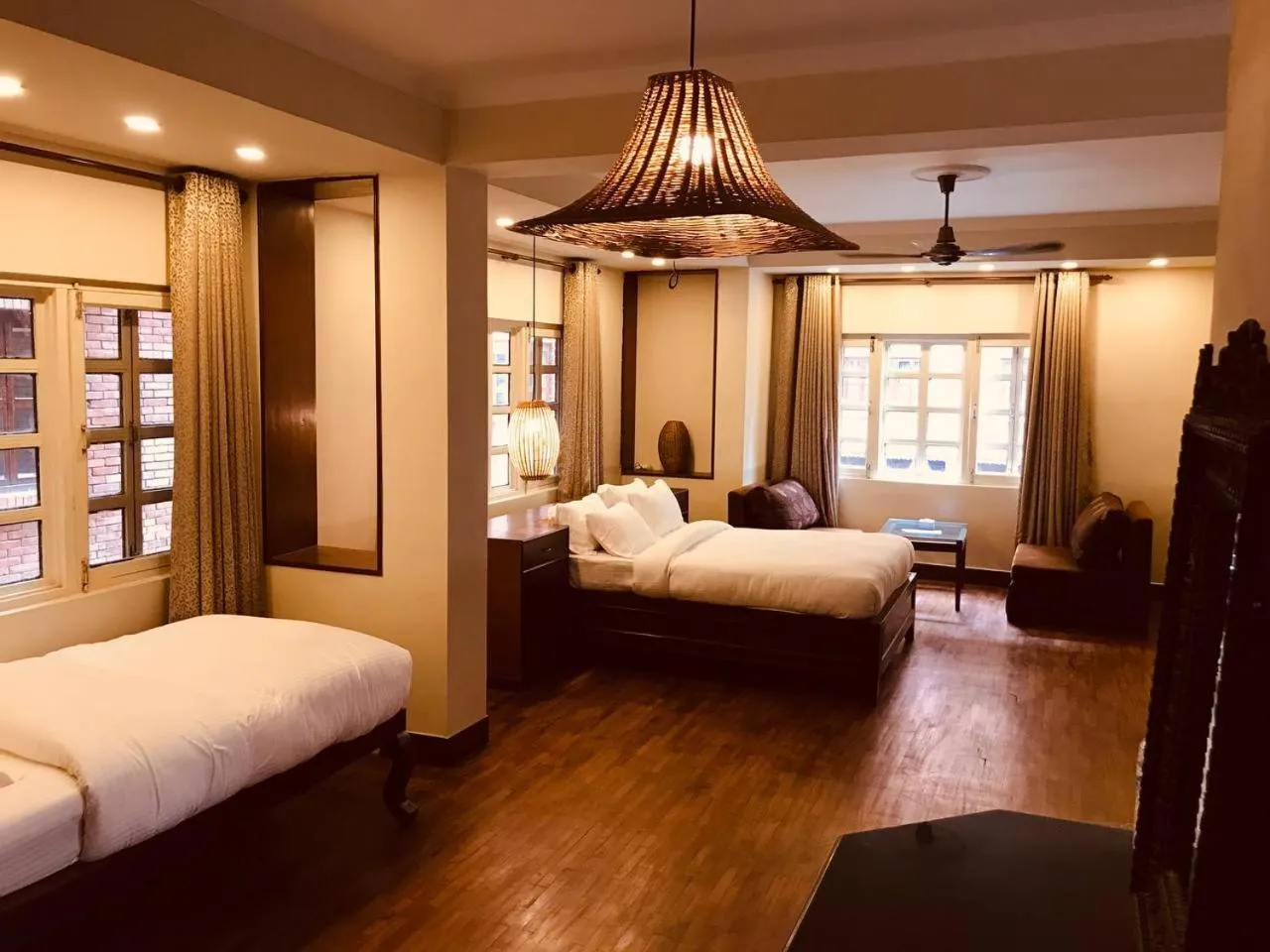 Bedroom, Bed in Courtyard Pujan Hotel