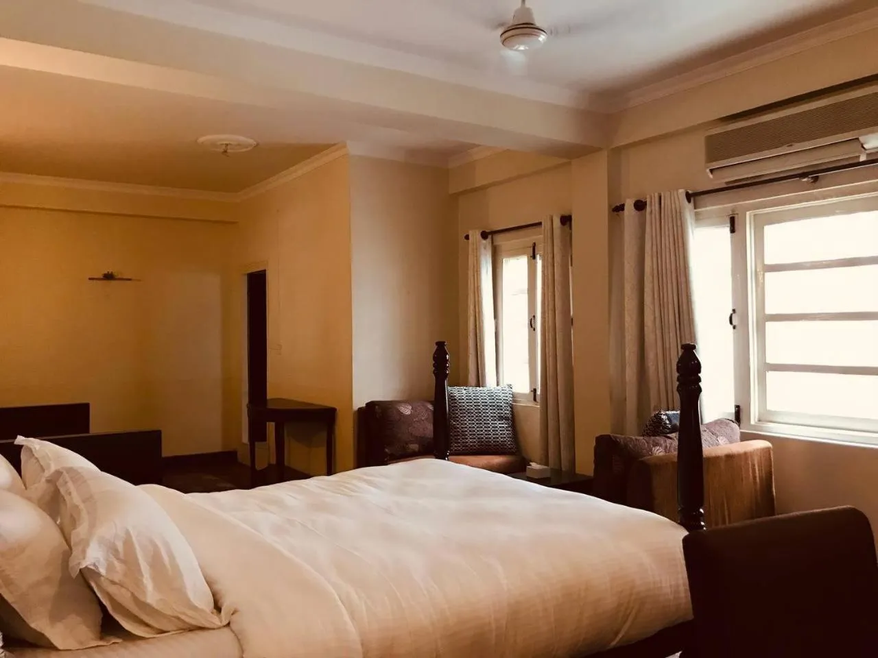 Bed in Courtyard Pujan Hotel