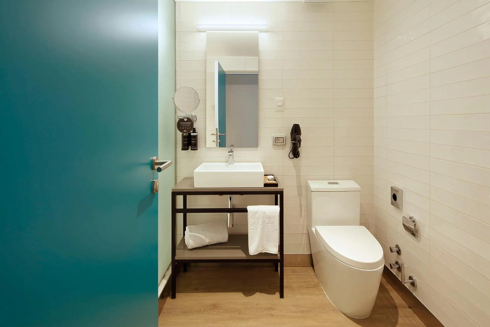 Bathroom in Ikonik Miraflores