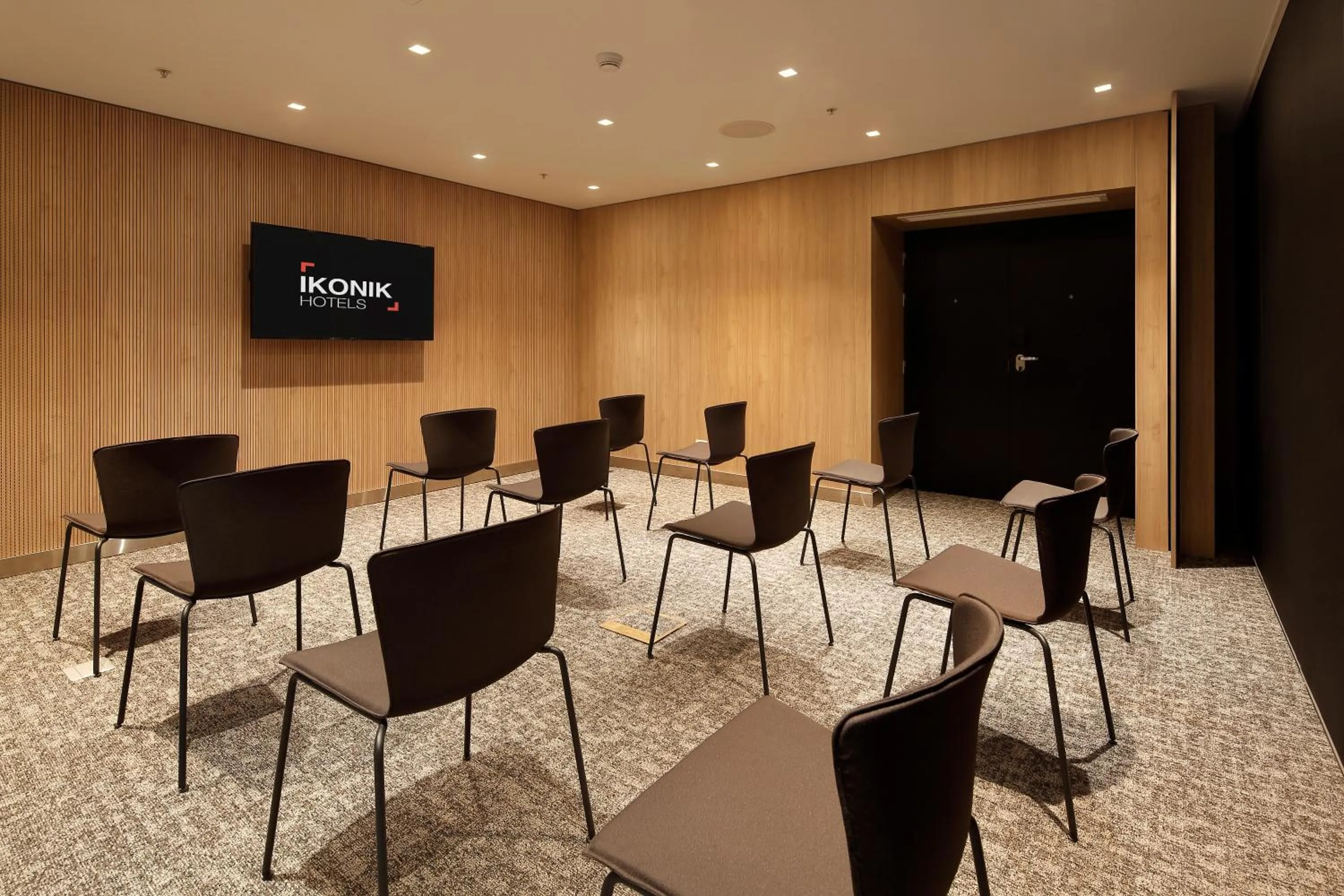 Meeting/conference room in Ikonik Miraflores