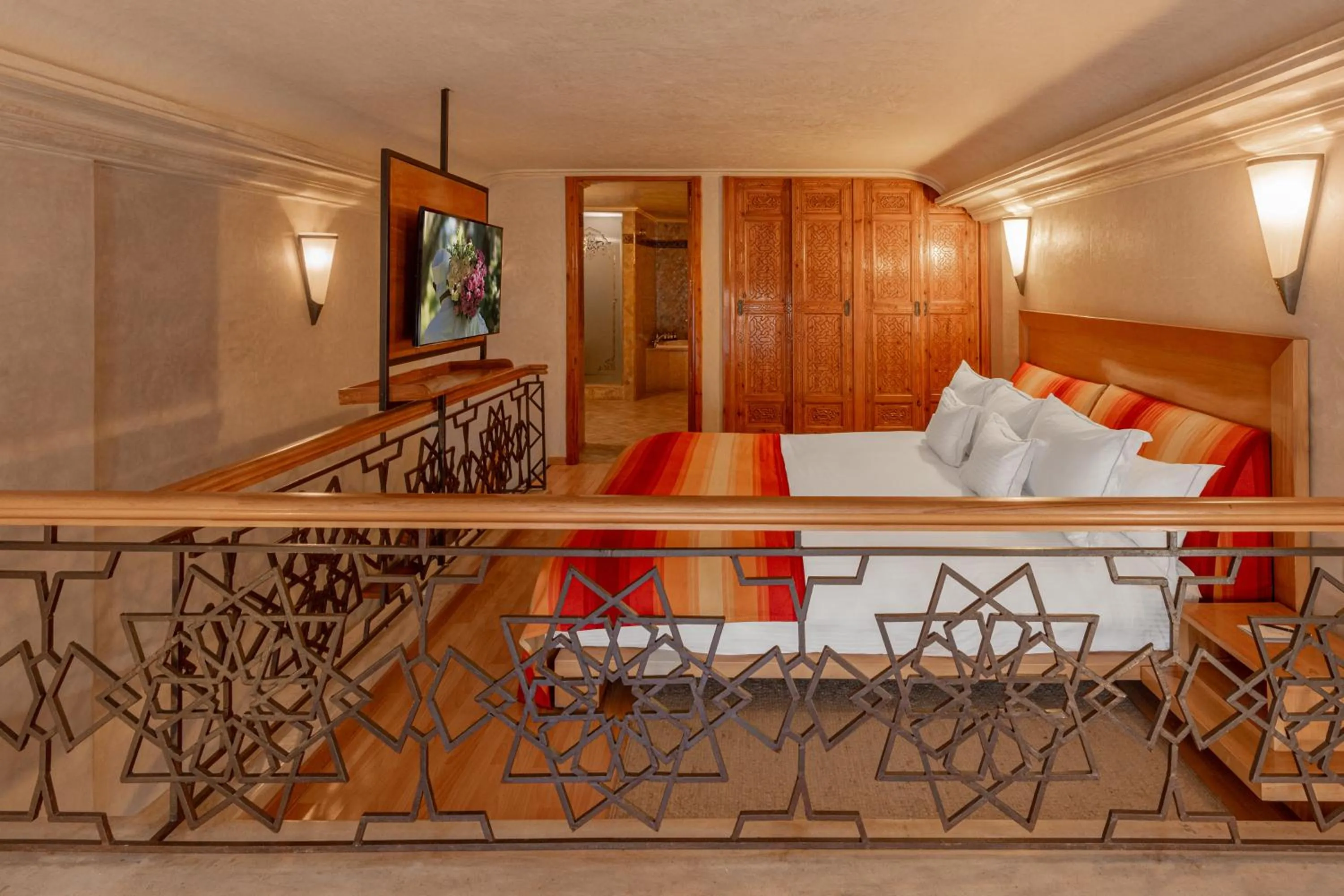 Bed in Es Saadi Marrakech Resort - Palace