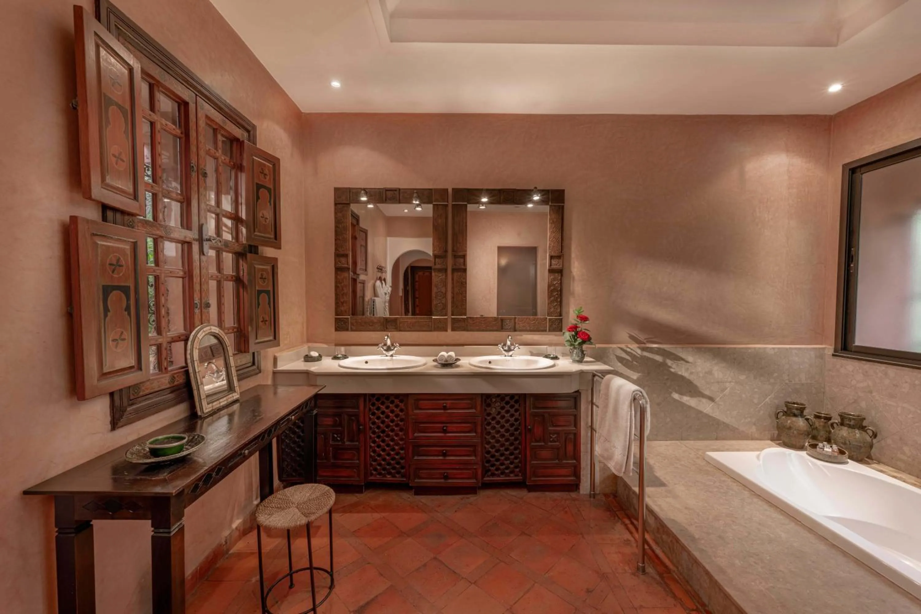 Bathroom in Es Saadi Marrakech Resort - Palace