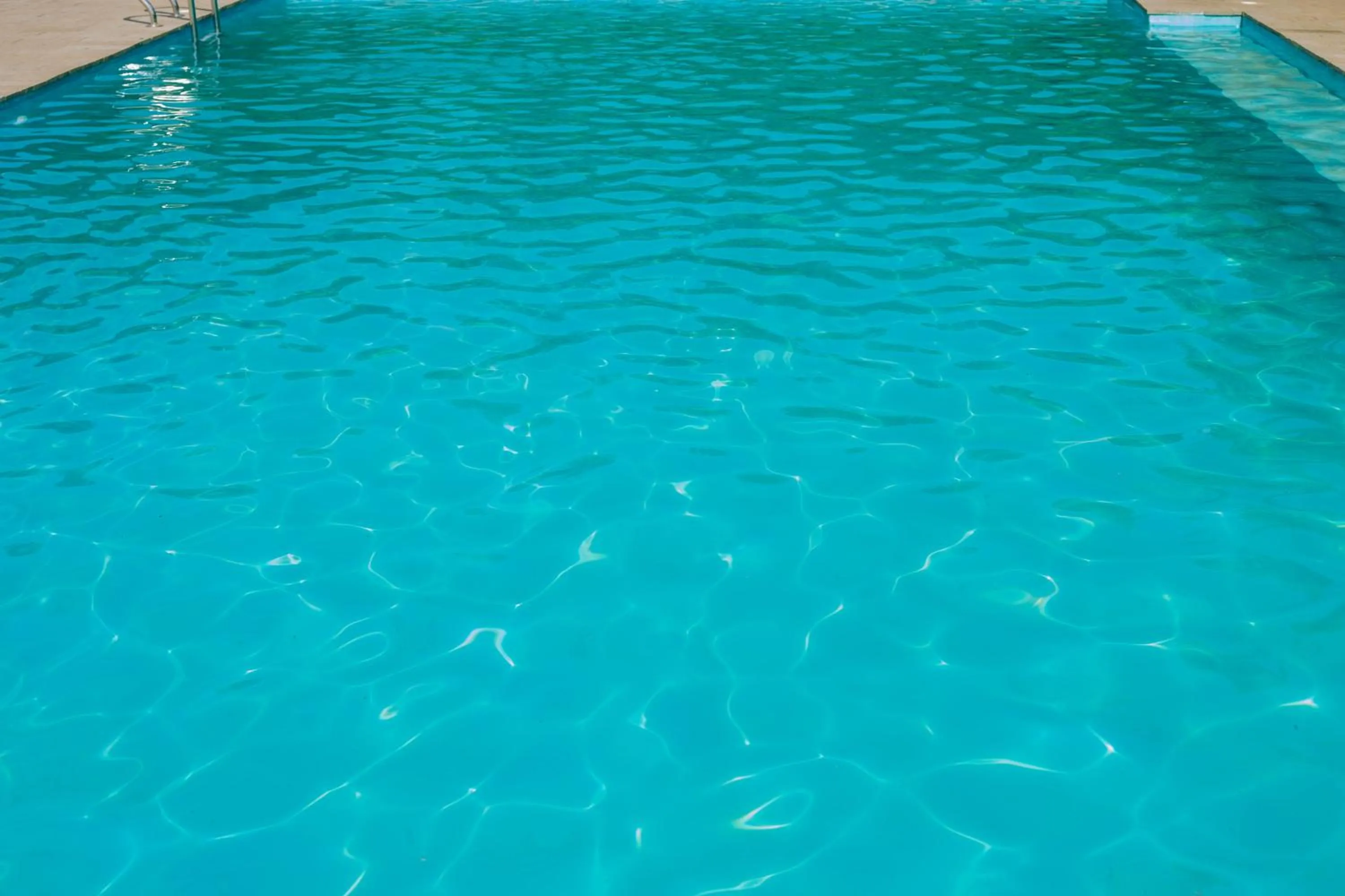 Swimming pool in Shose Farmhouse Chalets & Campsite